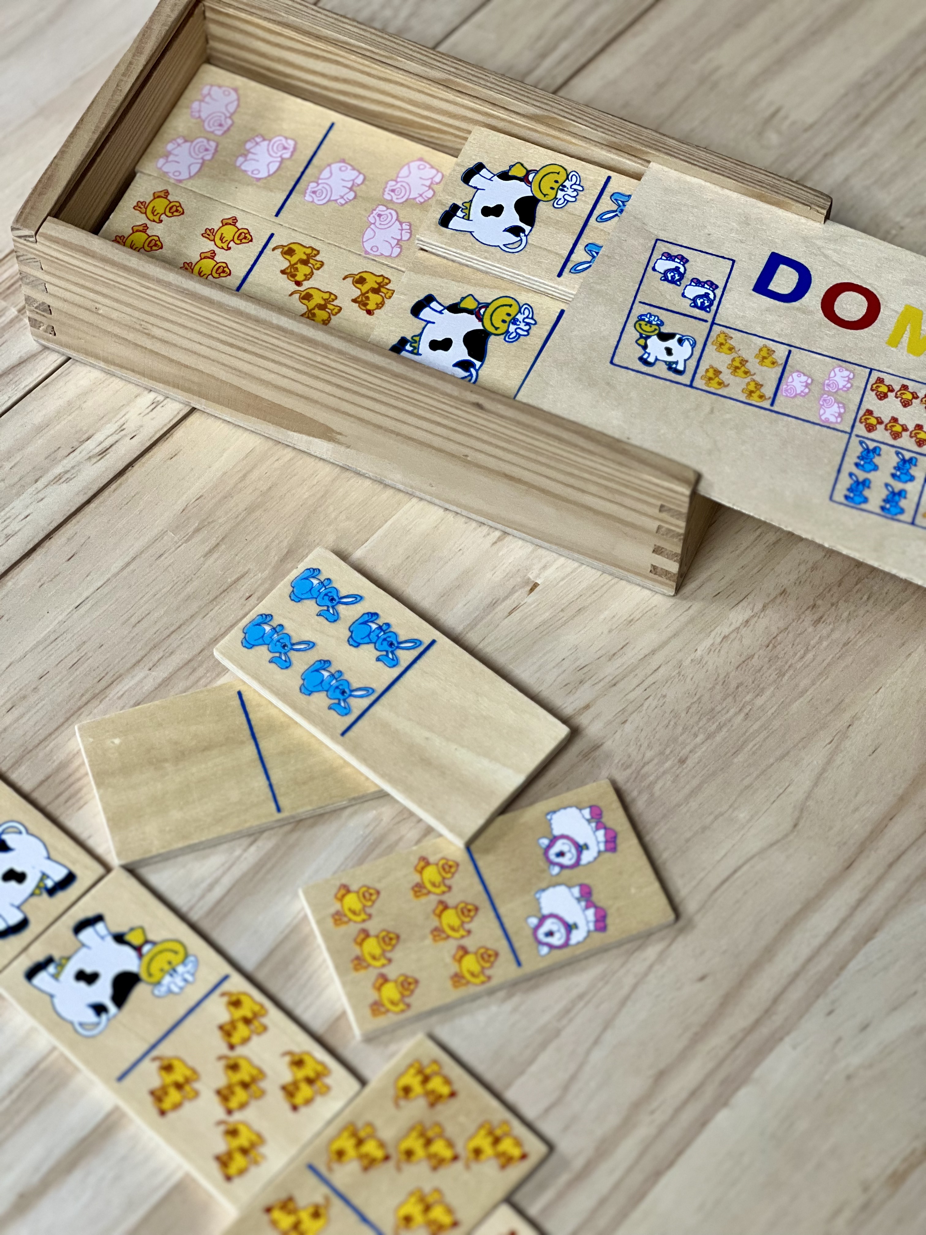 Medinis gyvūnų domino