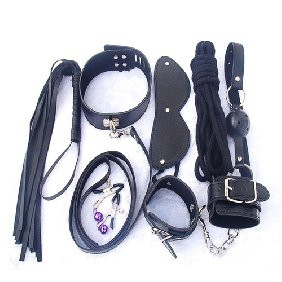 BLACK 7 PC BONDAGE KIT