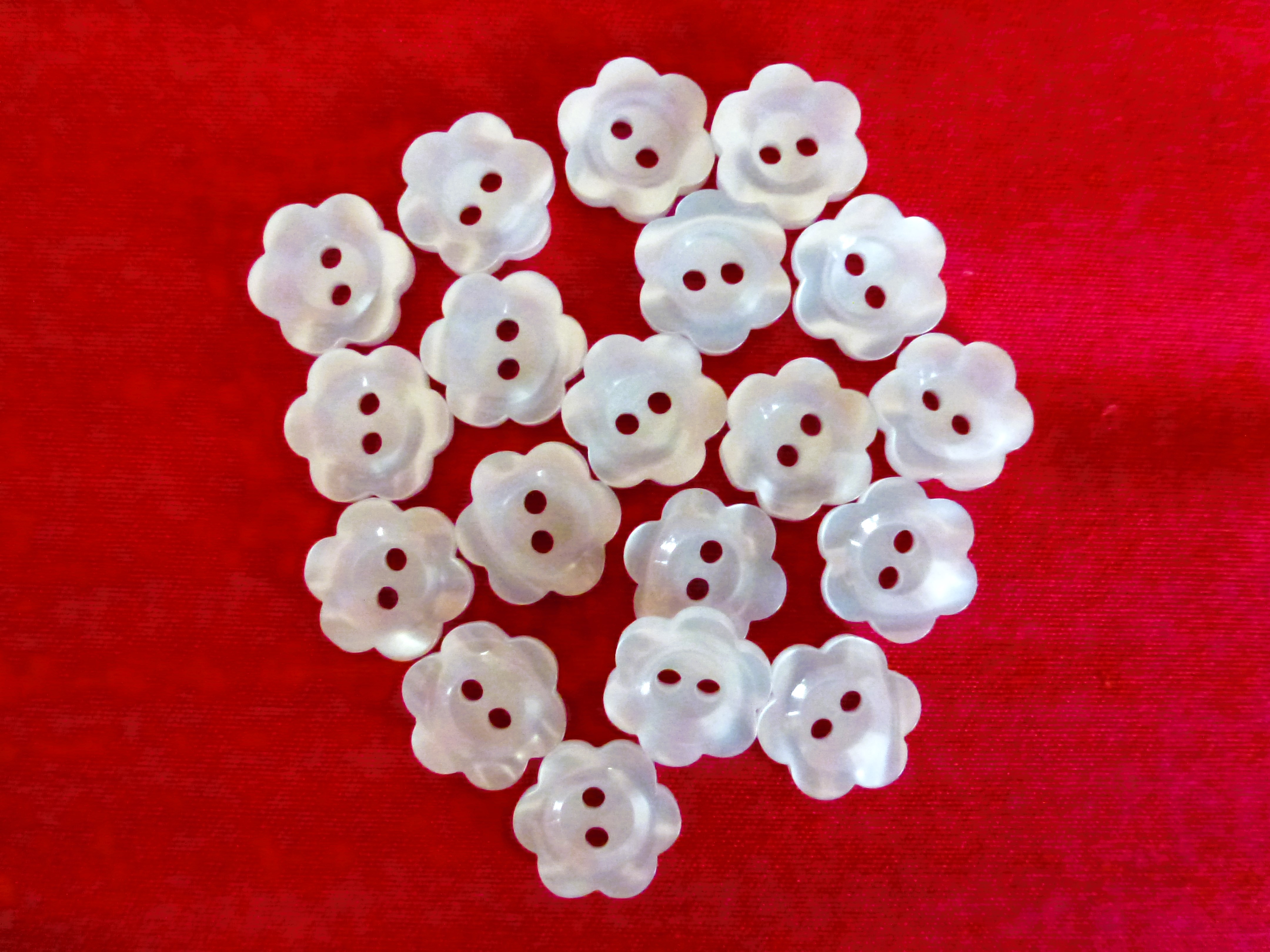 FLOWER Resin Buttons 13mm & 15mm
