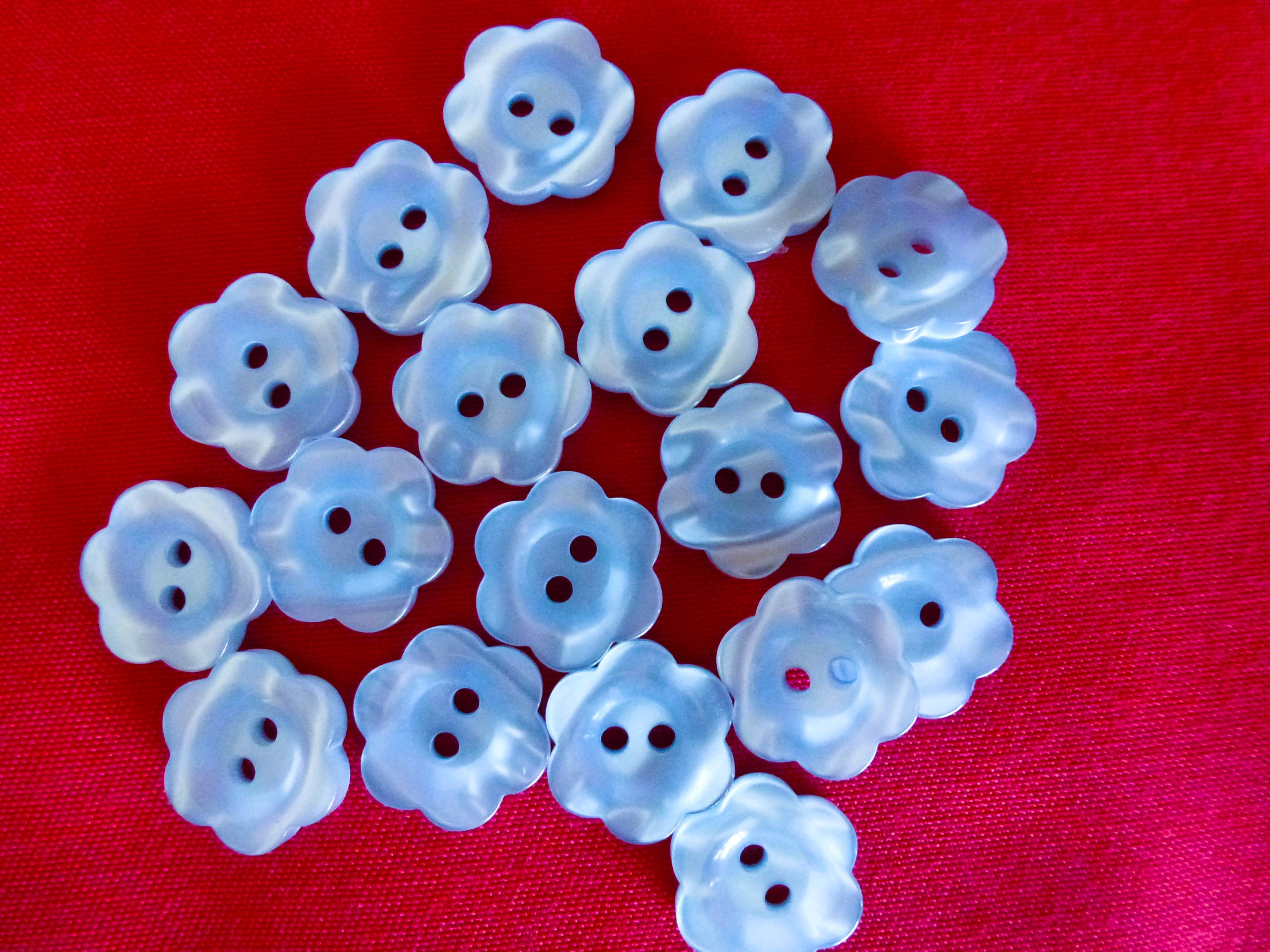 FLOWER Resin Buttons 13mm & 15mm