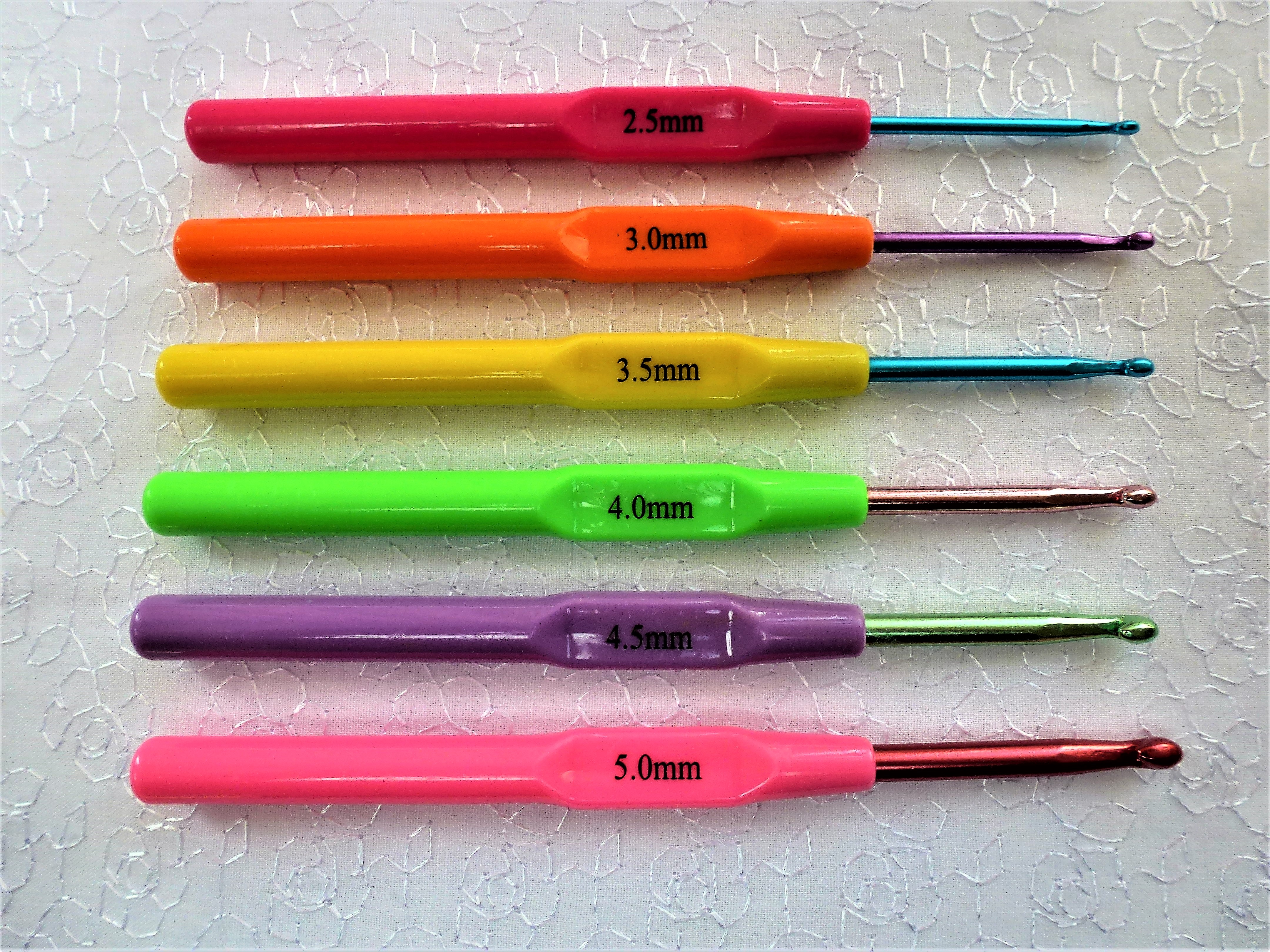 ACRYLIC Crochet Hook Set - 6 Piece