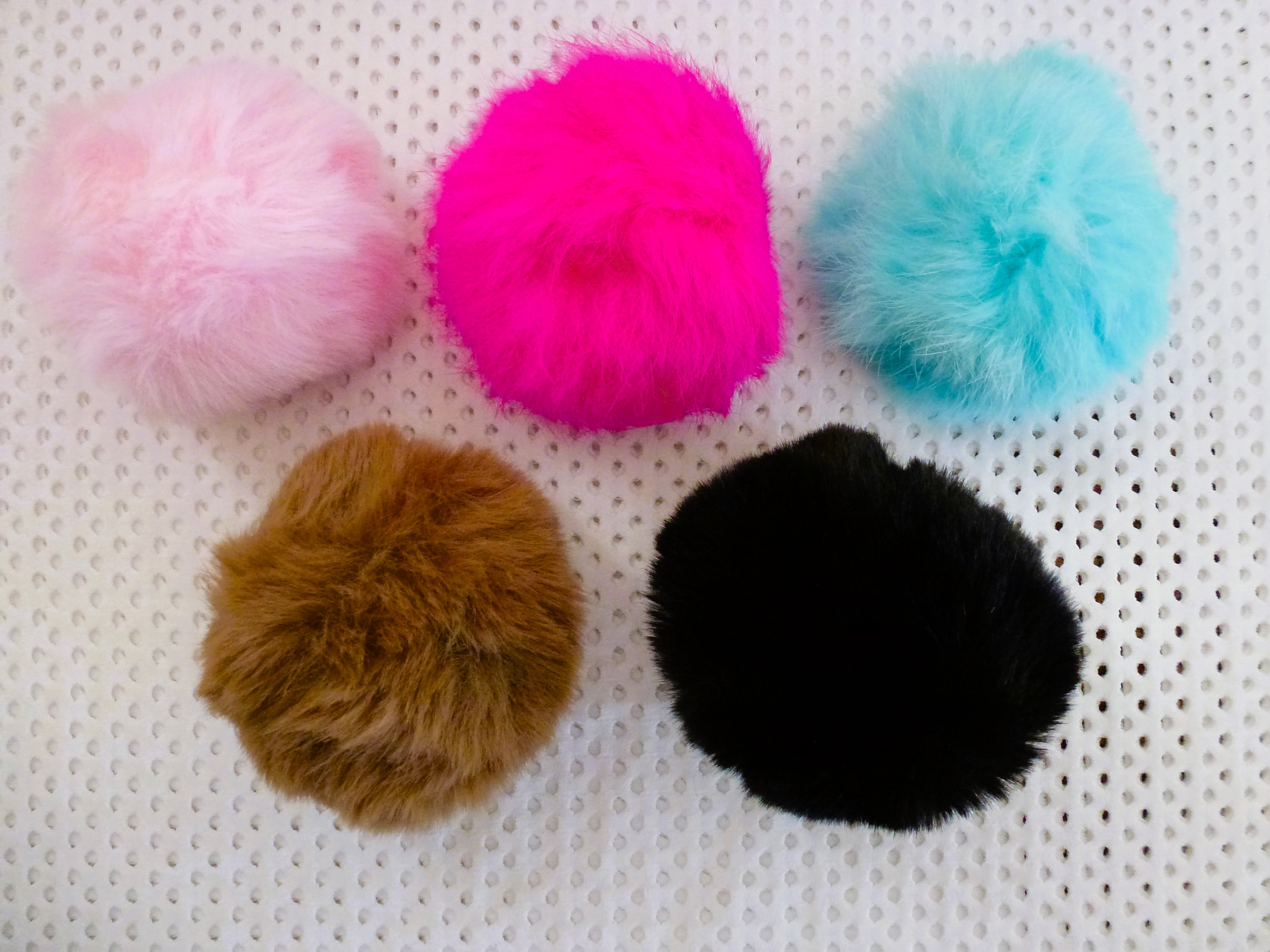 POMPOMS Fluffy 