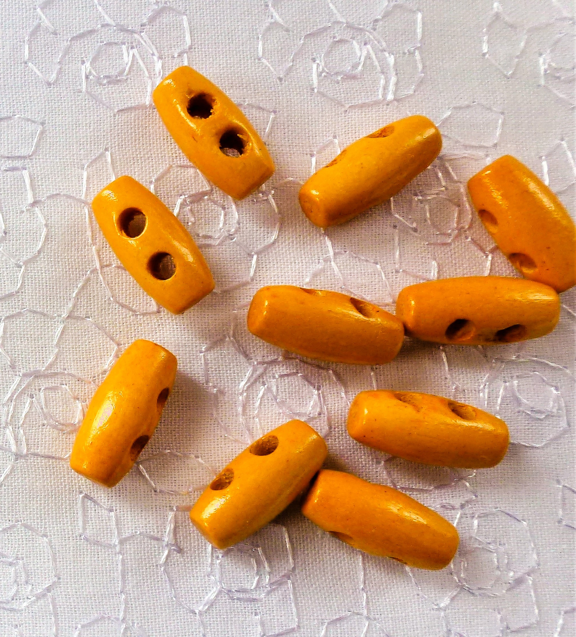 WOOD Tiny Toggle Buttons 15mm - Doll/Teddy Clothing