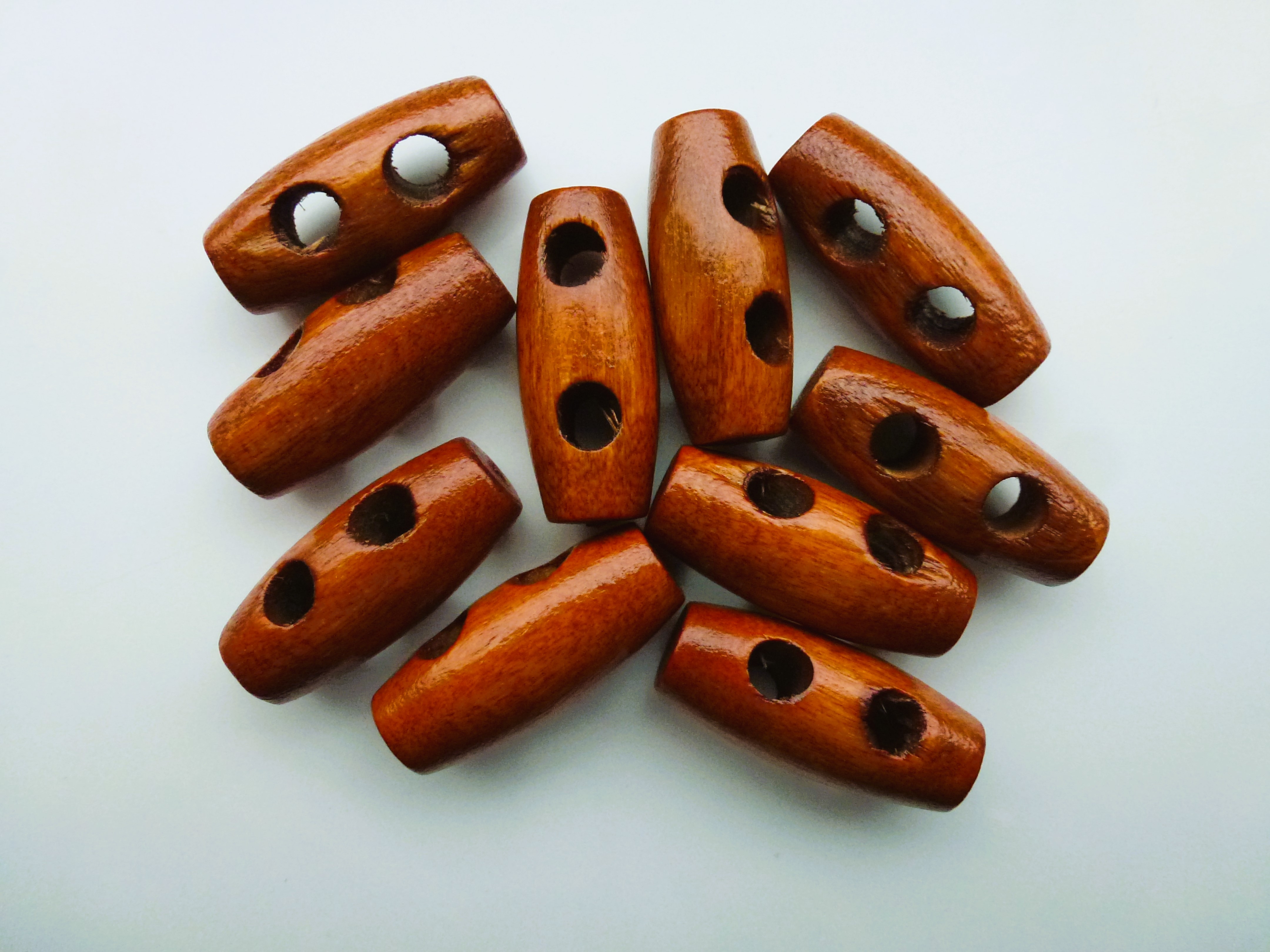 WOOD Toggle Buttons 20mm & 25mm