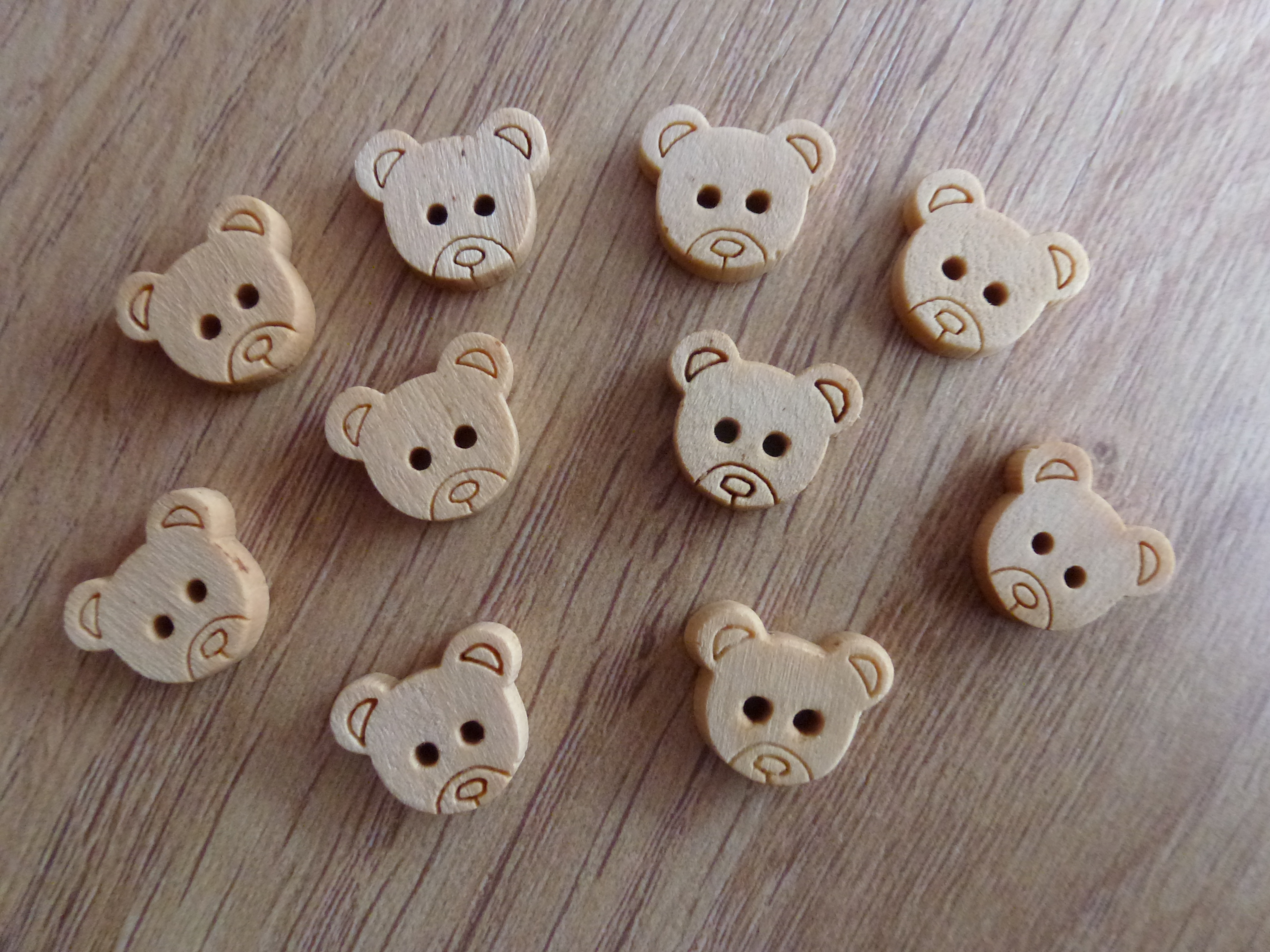 TEDDY BEAR Face Wood Buttons 12mm