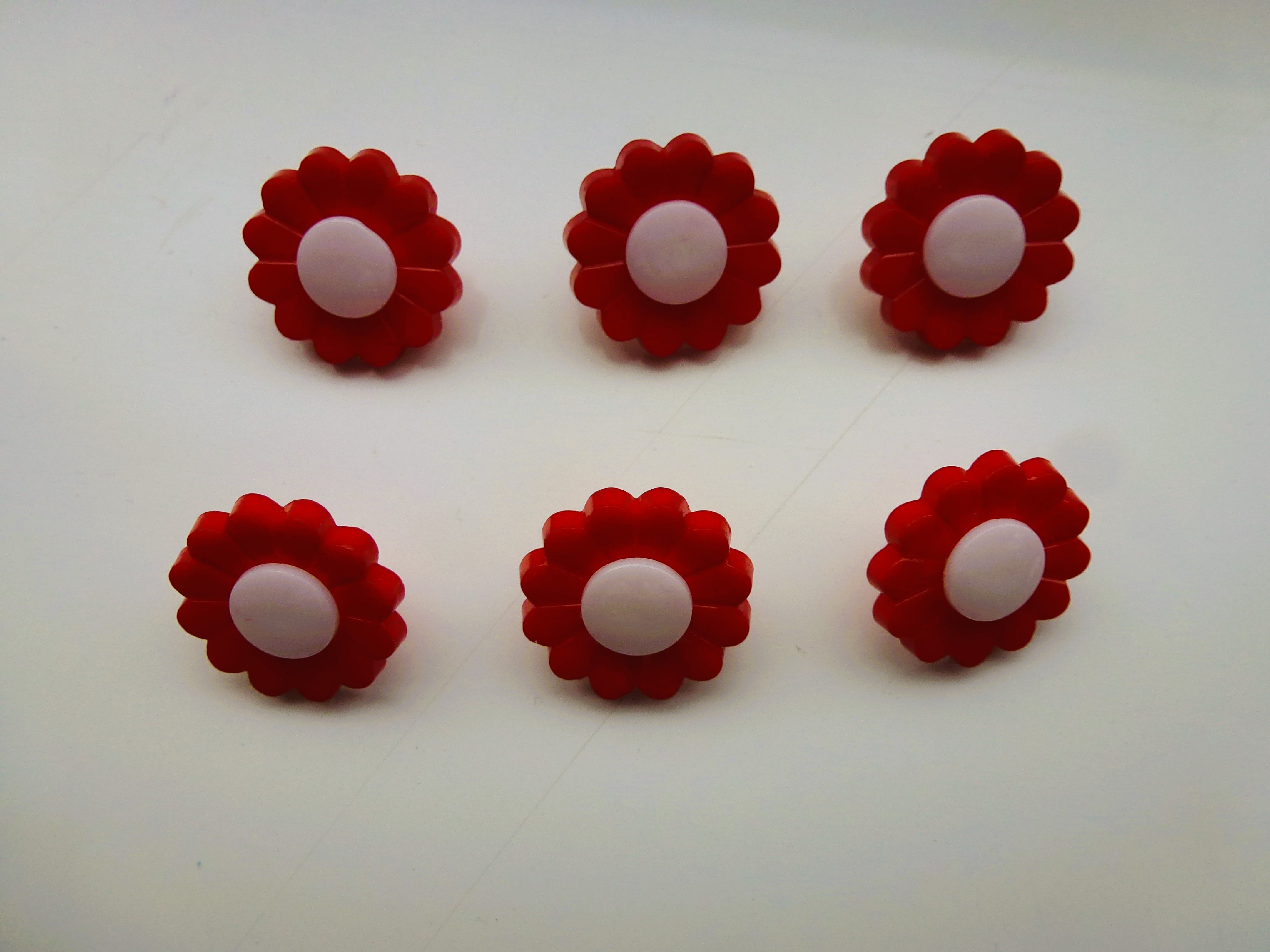 DAISY FLOWER Buttons 15mm
