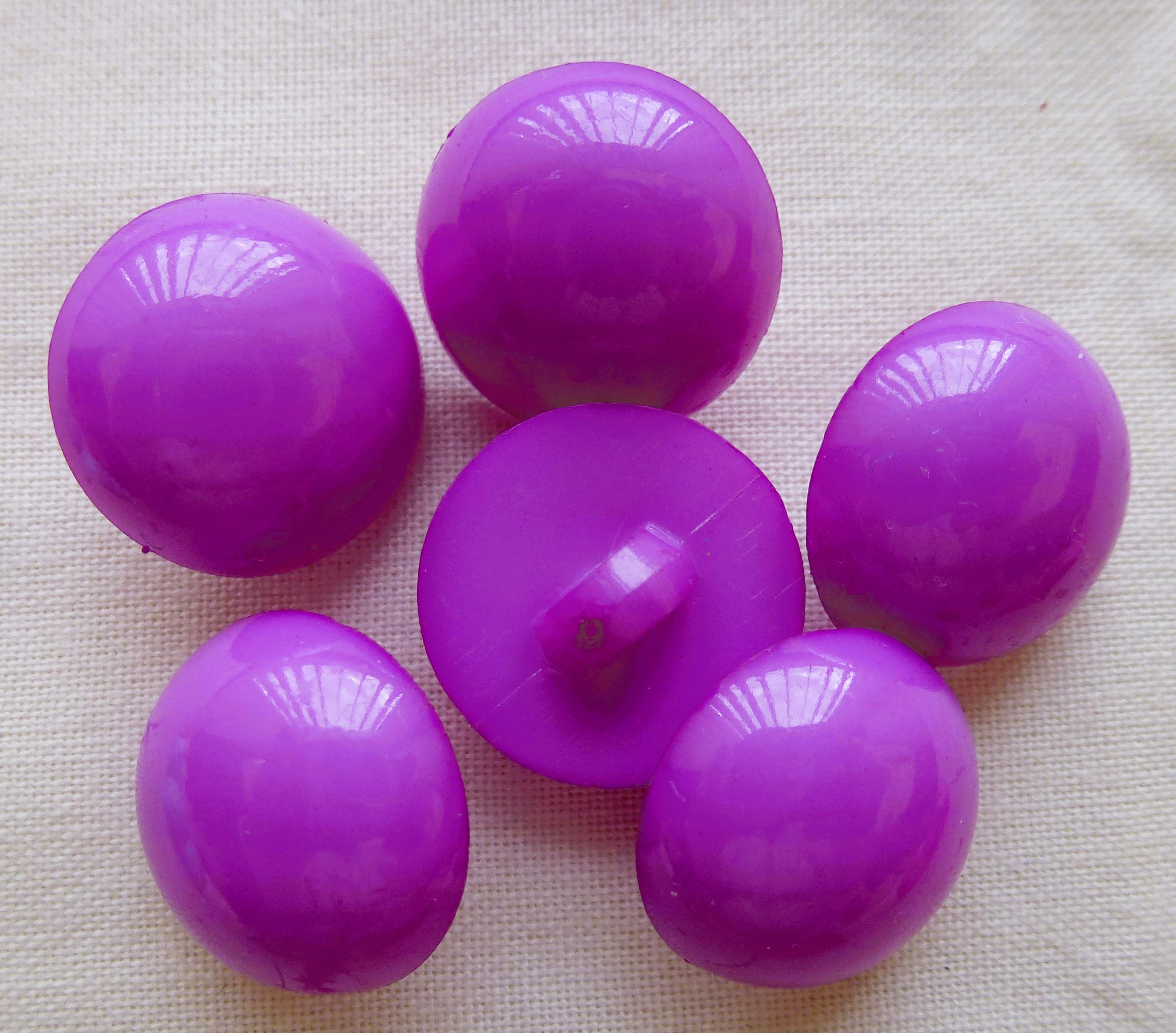 MUSHROOM / DOME Buttons 15mm