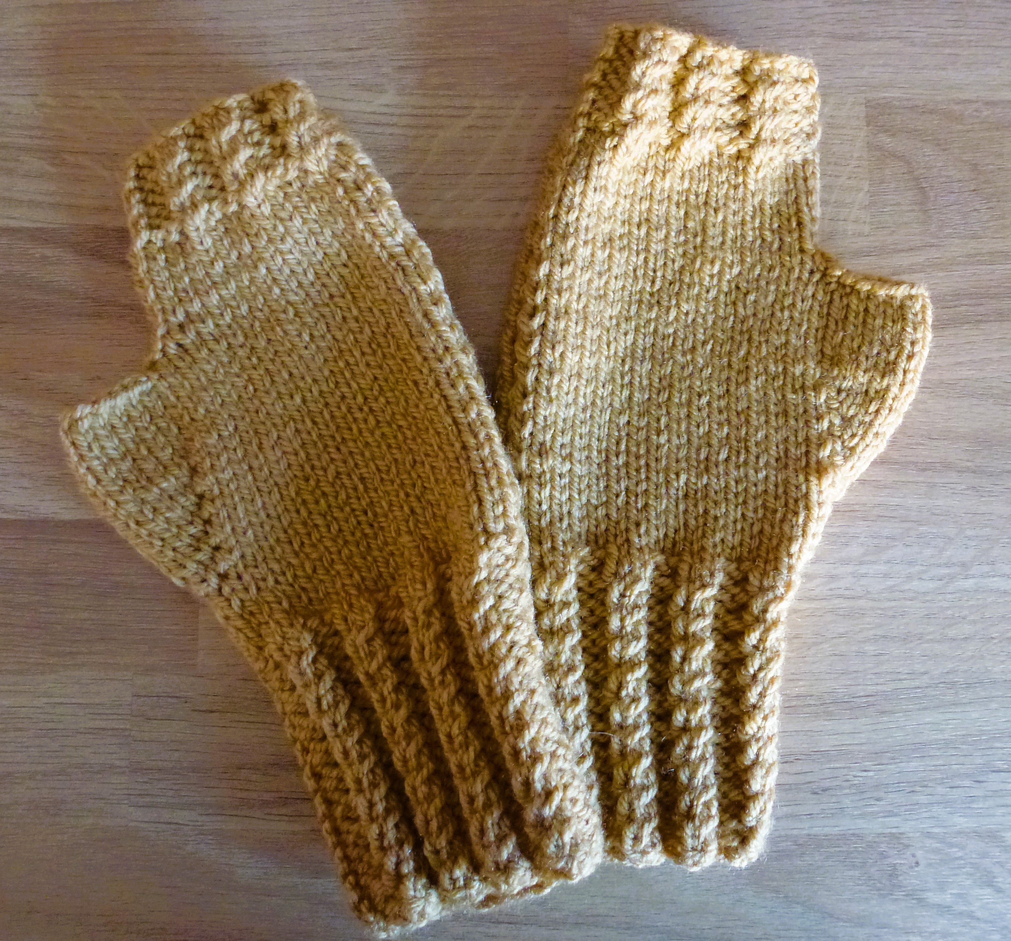 MITTENS - Hand Knitted