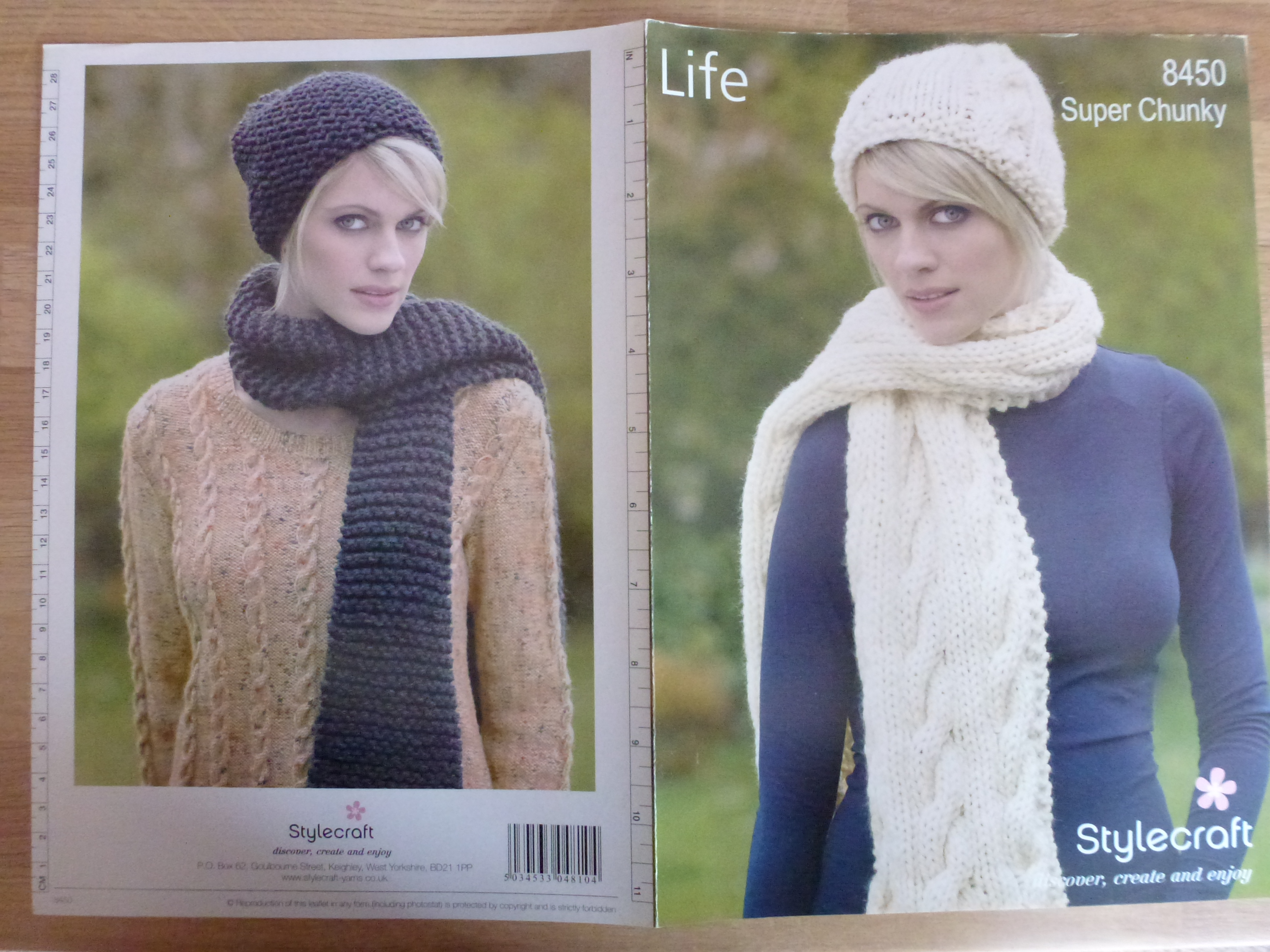 Stylecraft SUPER CHUNKY Adult Accessory Knitting Patterns