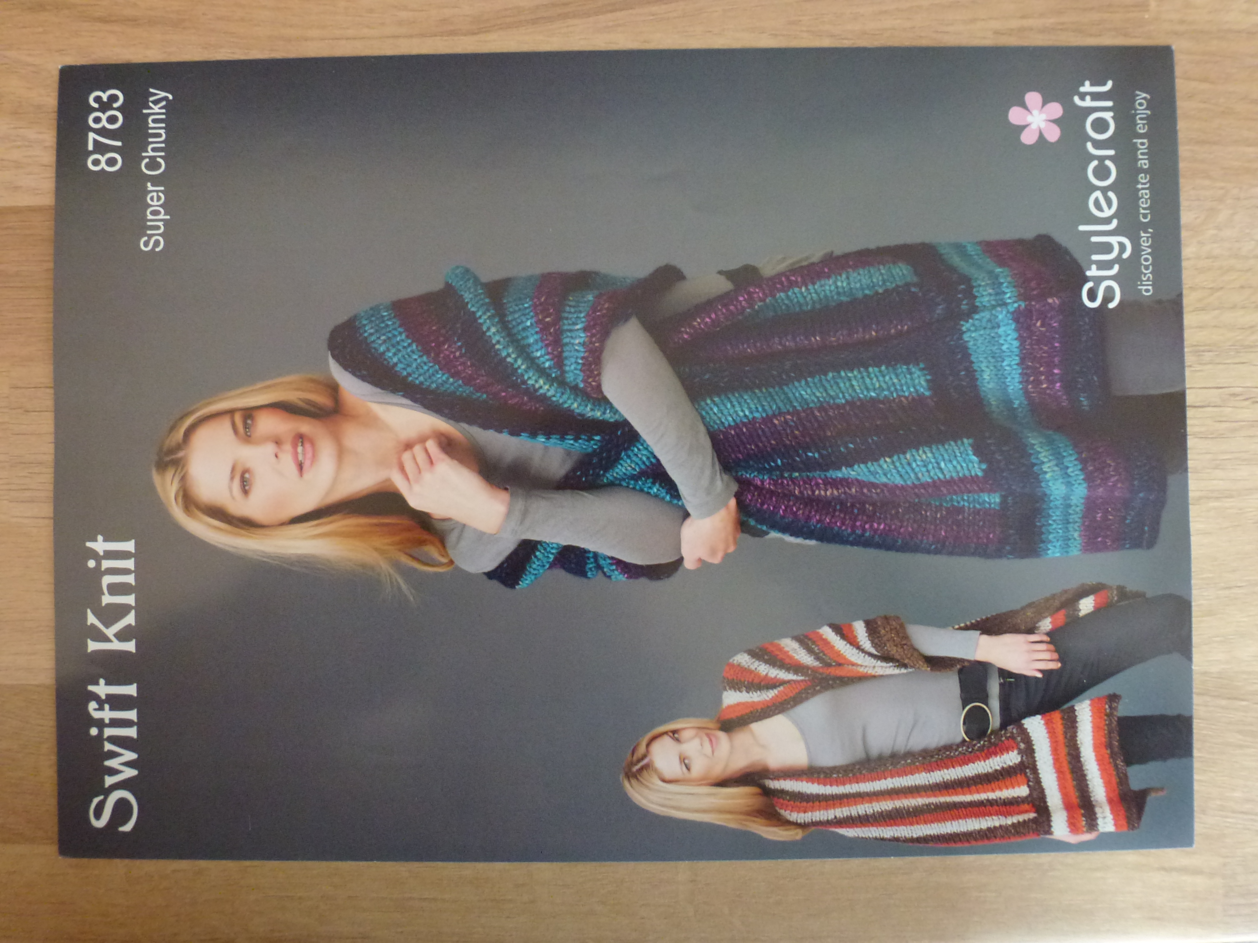 Stylecraft SUPER CHUNKY Adult Accessory Knitting Patterns