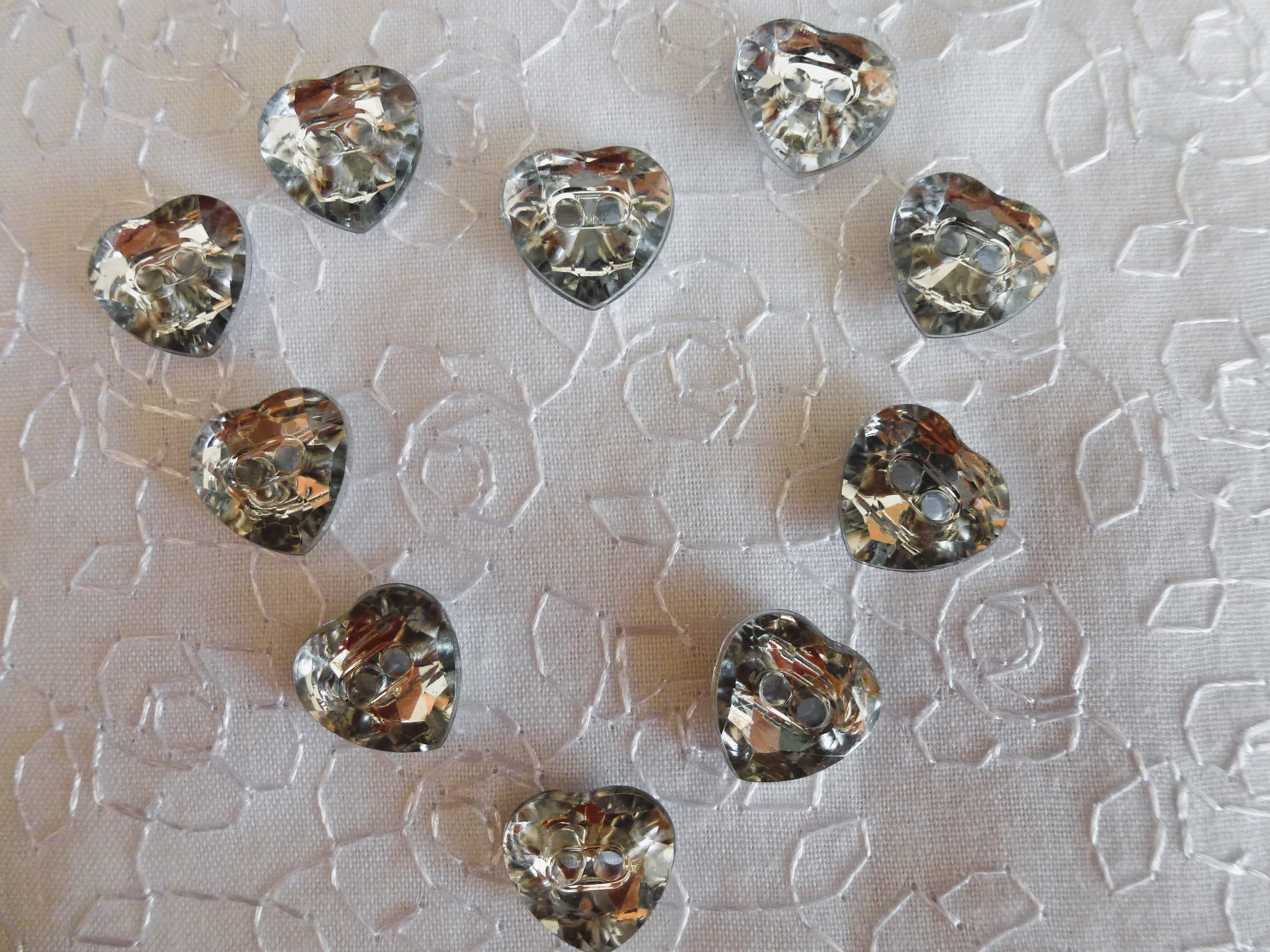 DIAMONTE Heart Buttons 12mm