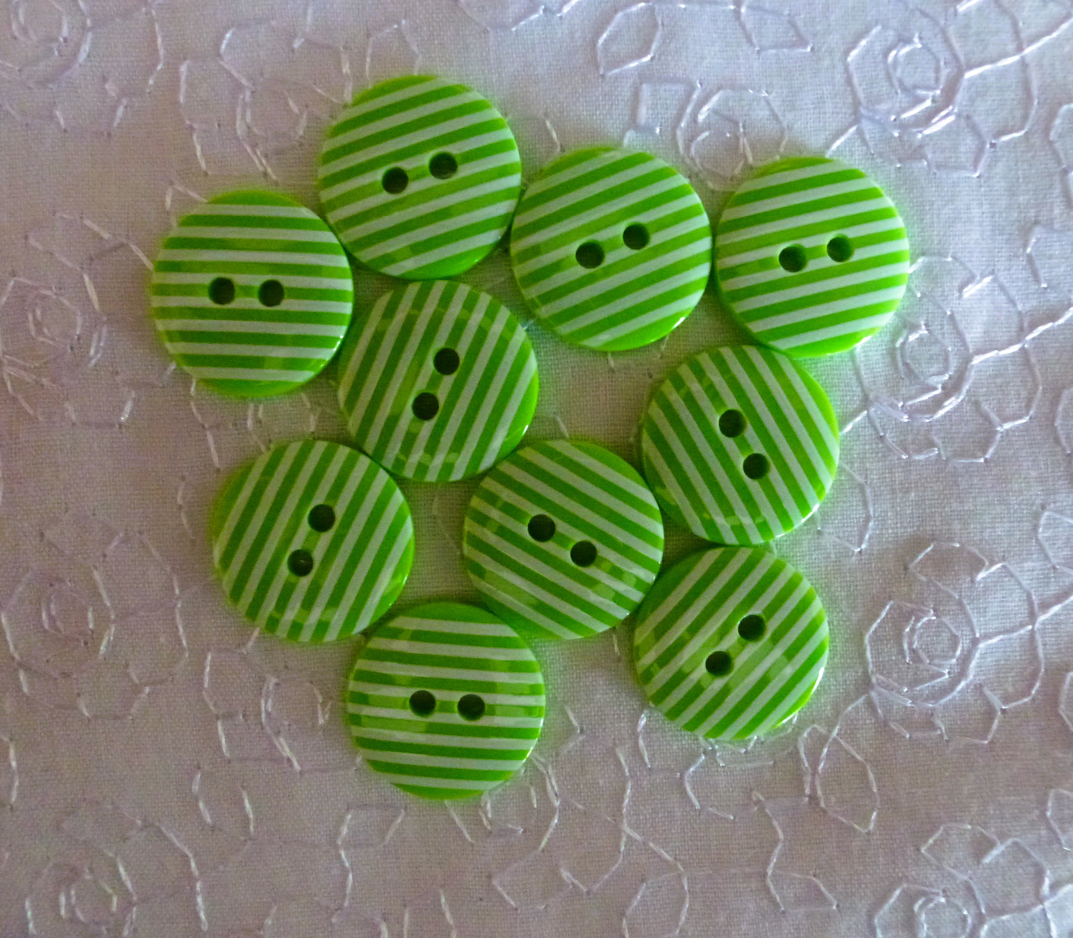 STRIPE Buttons 18mm