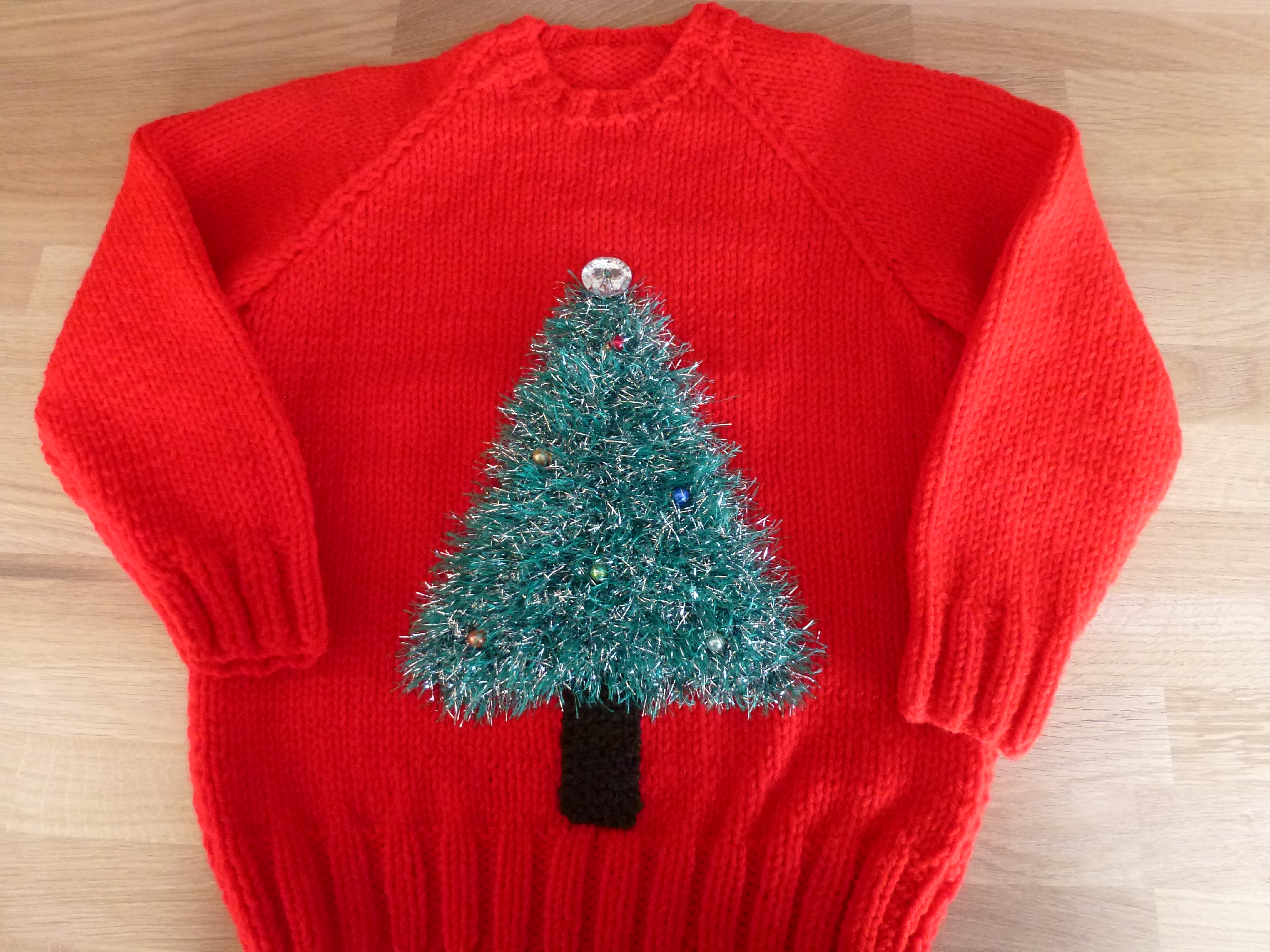 CHILDS CHRISTMAS Jumper - Hand Knitted