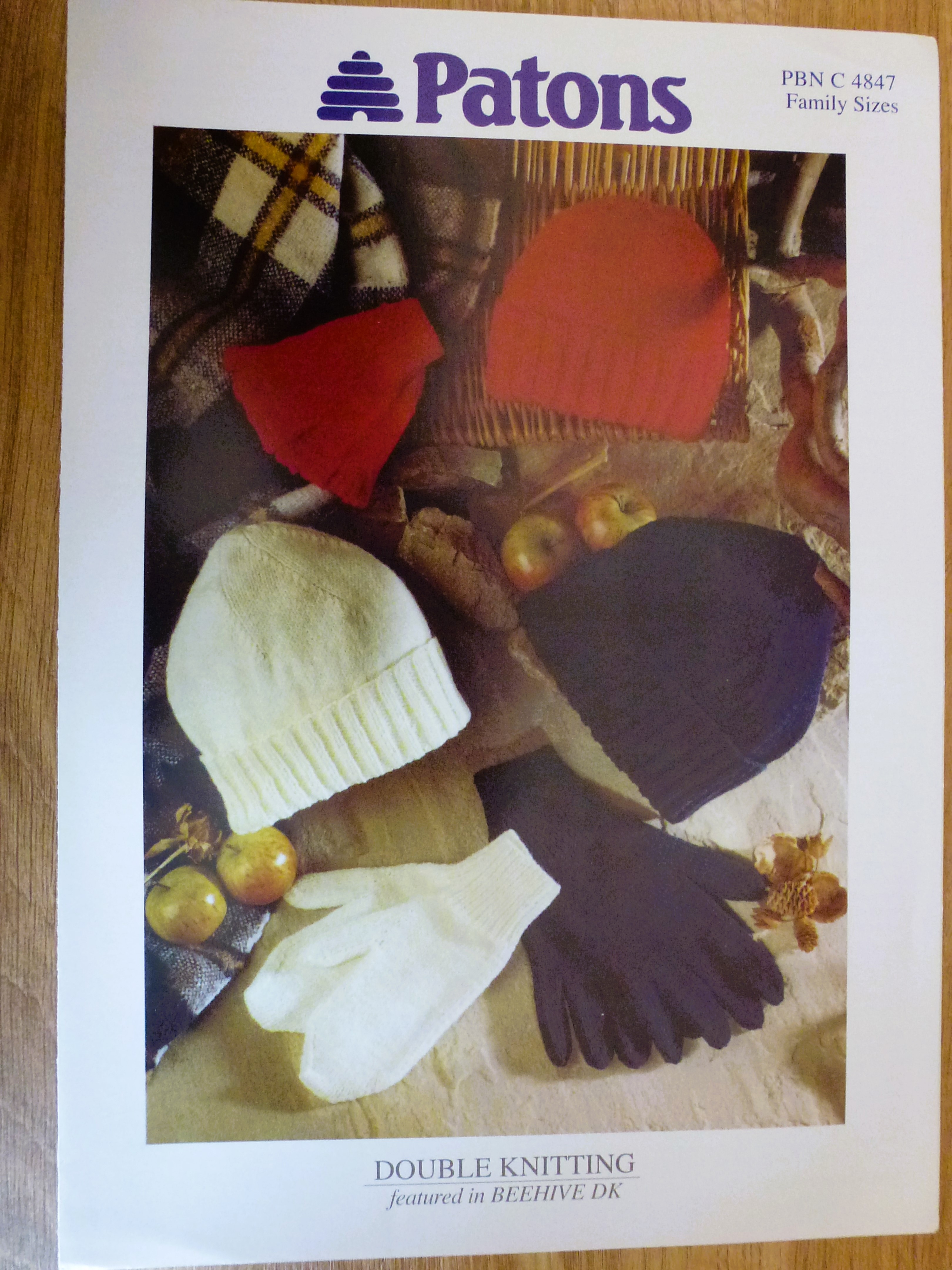 Accessories FAMILY Knitting Patterns