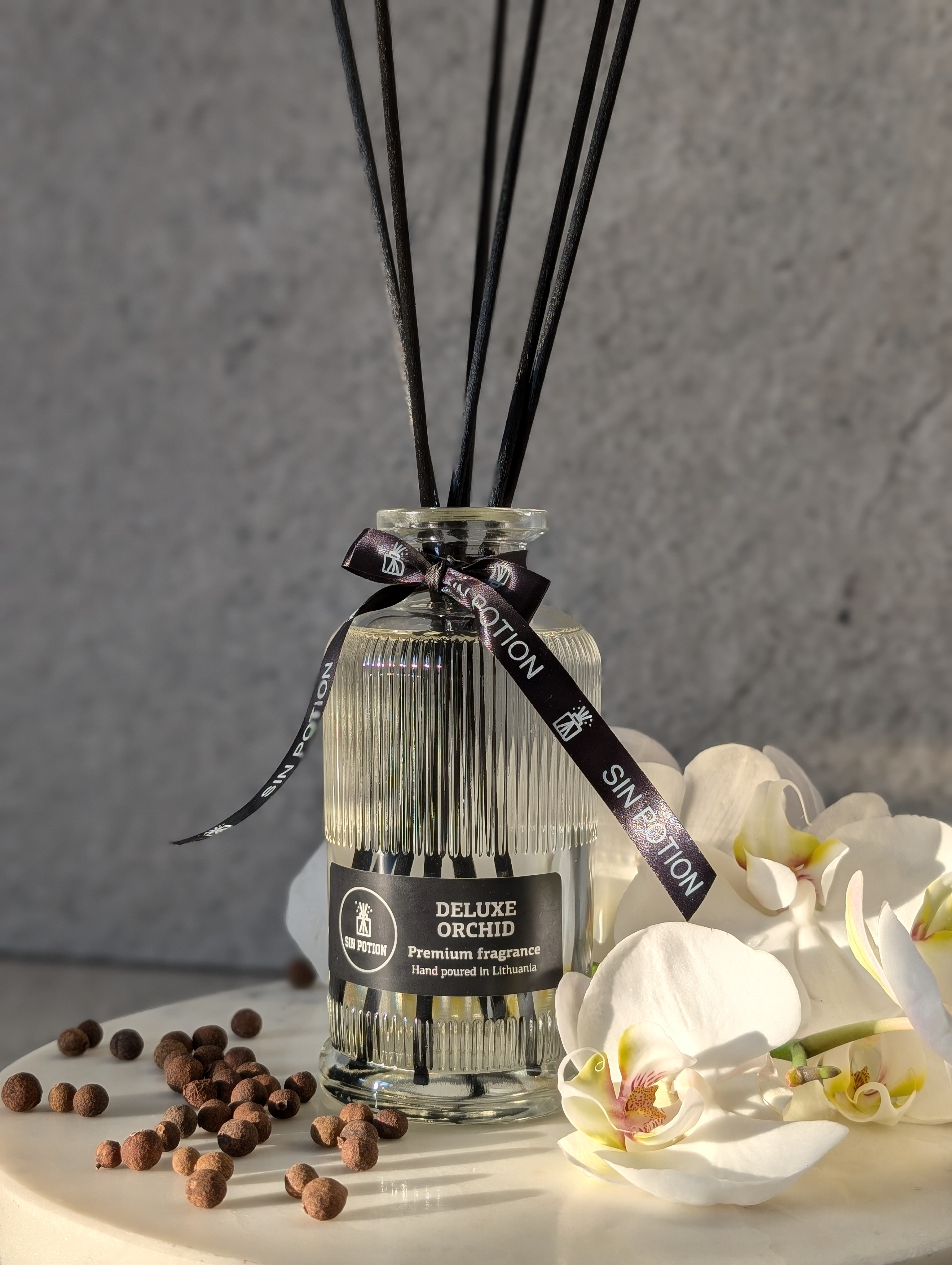 DELUXE ORCHID