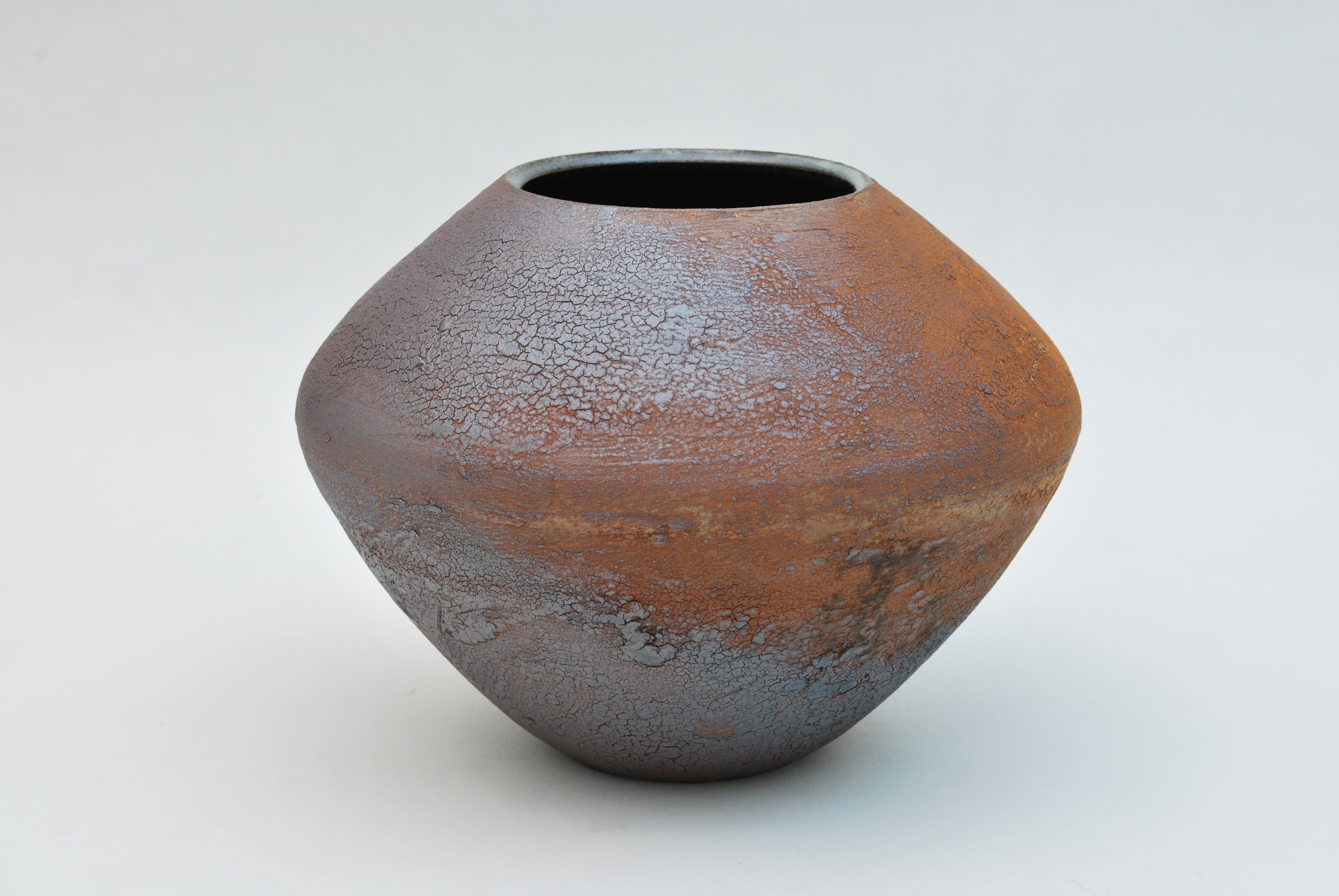 Vase en céramique rustique