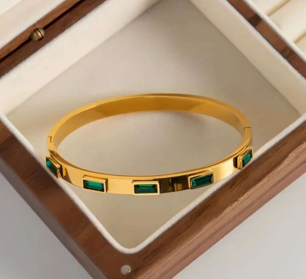 CHUNKY RECTANGLE GREEN bangle  