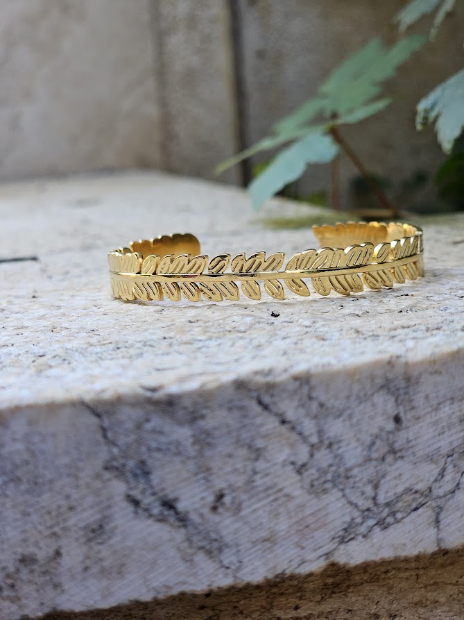THIN LEAF open bangle 