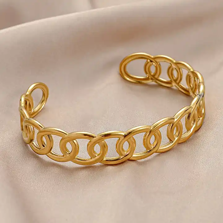 OVAL open bangle 