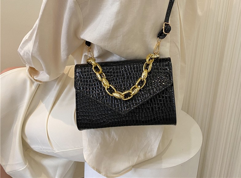 BLACK CROSSBODY BAG 