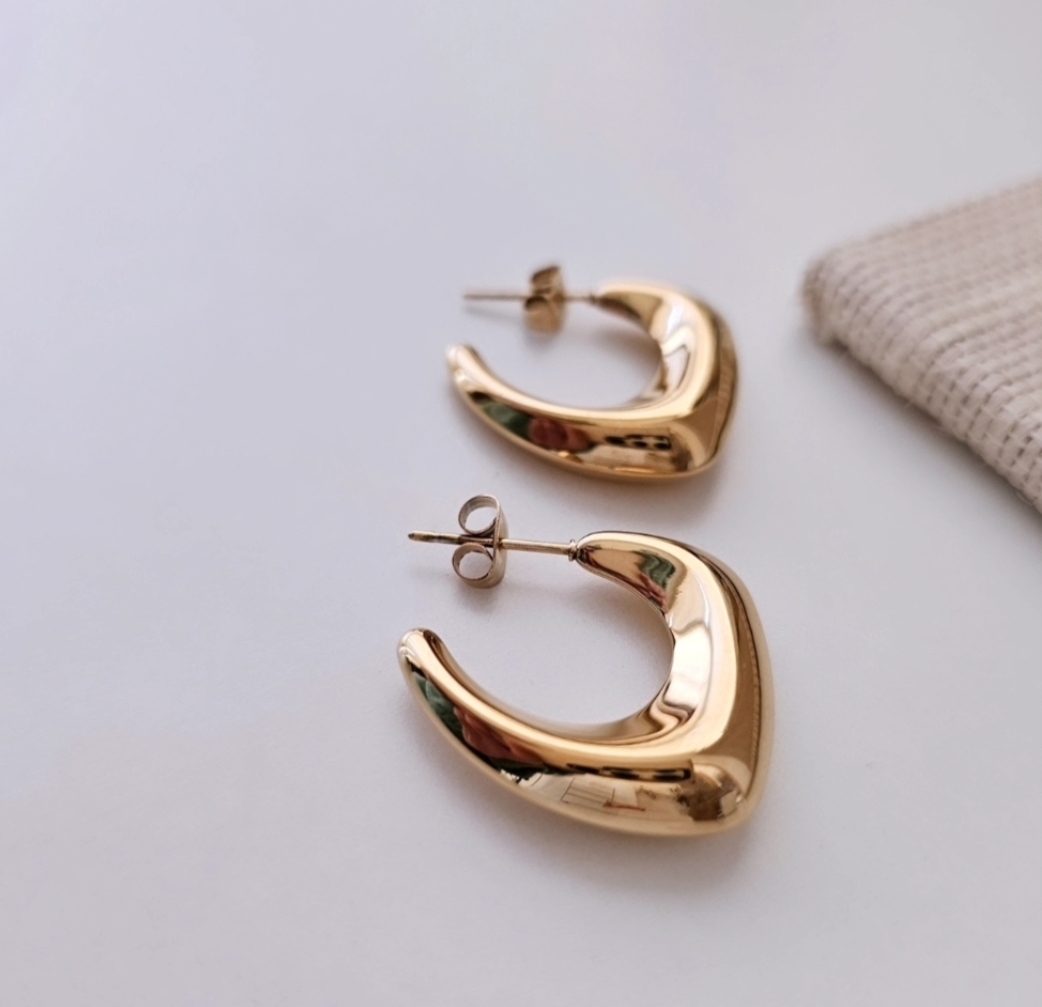 ROXIE earrings 