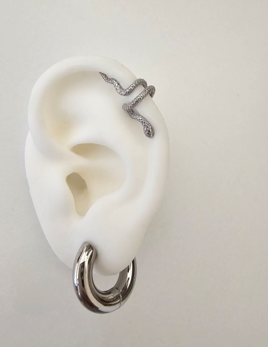 SNAKE EAR CUFFS 