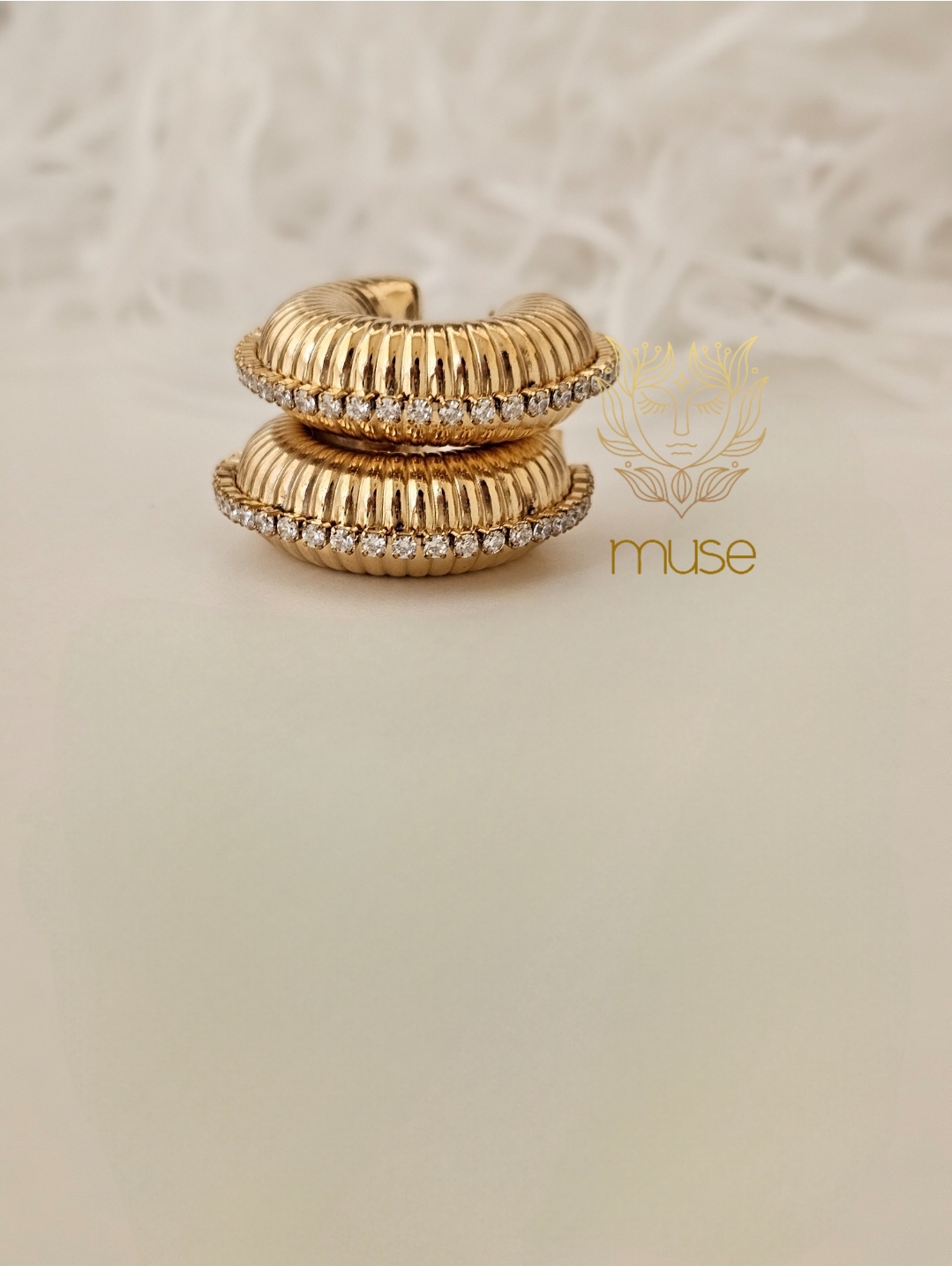 CROWNED SEASHELL EARRINGS