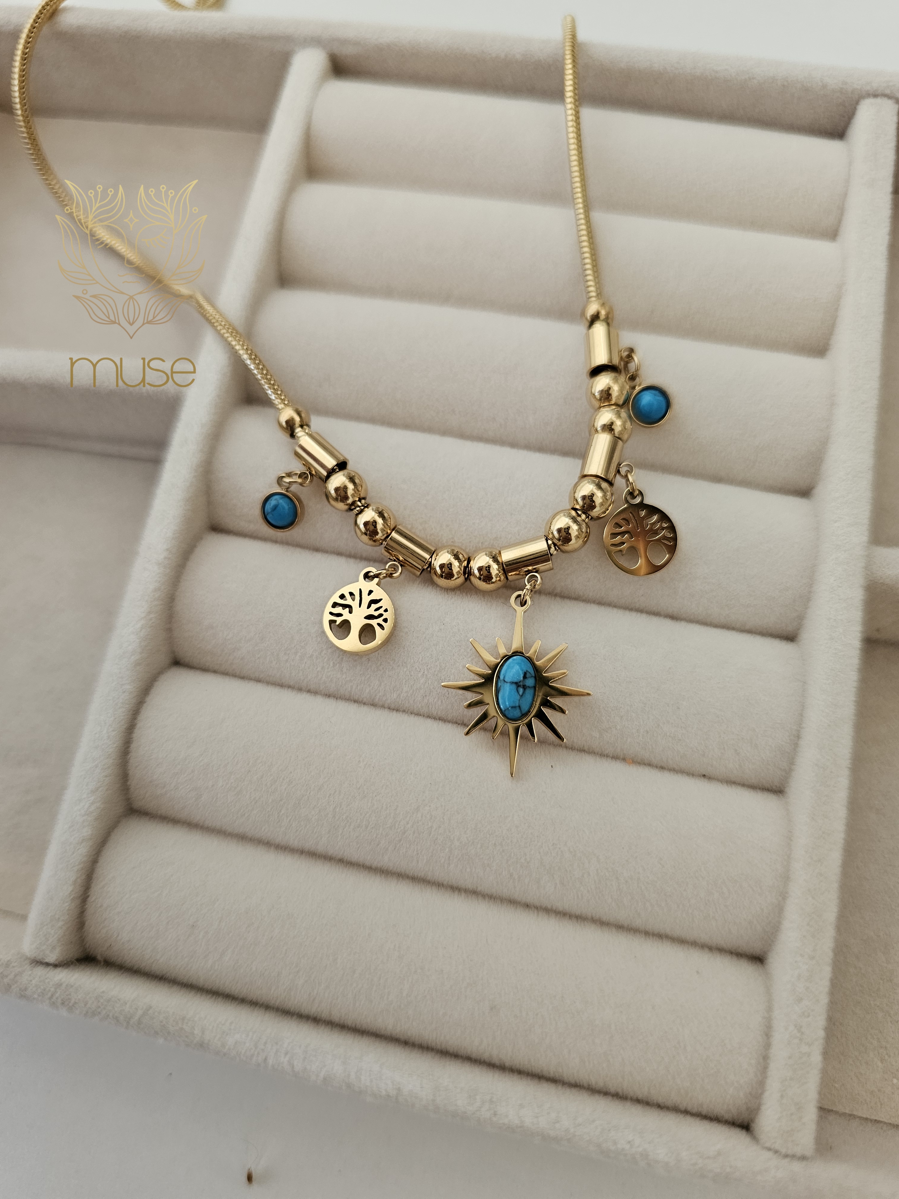 PASSION NECKLACE  AND BRACELET