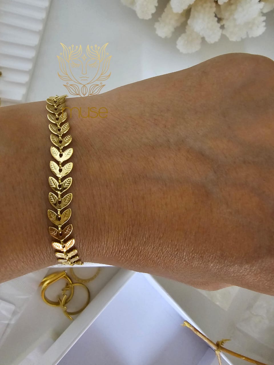 LEAF BRACELET