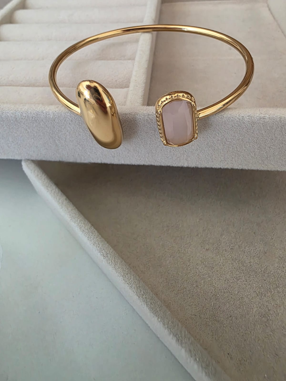 PINK AND GOLD OPEN BANGLE 