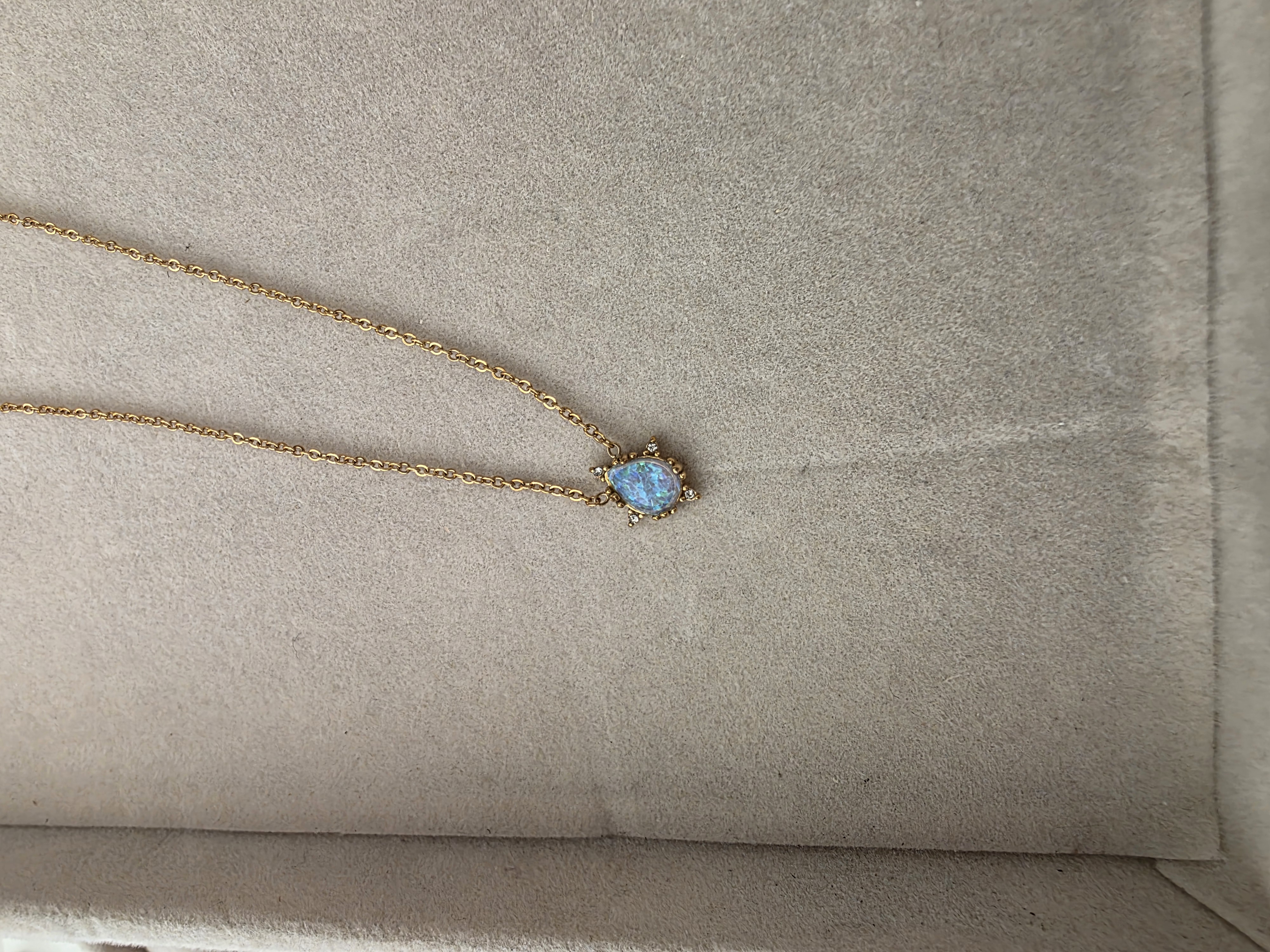 OPAL PEAR SHAPE NECKLACE