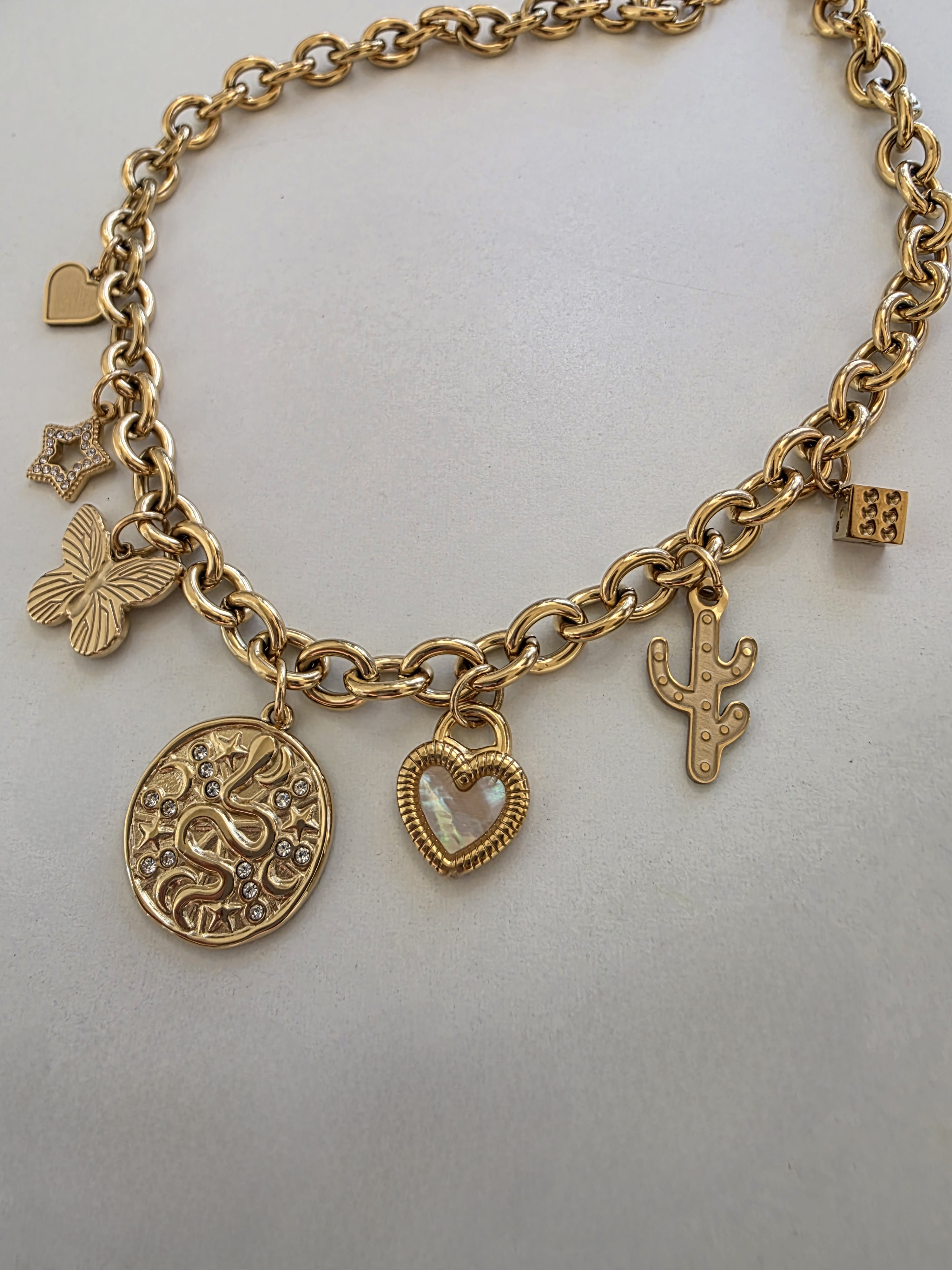 CHUNKY SNAKE CHARMS NECKLACE