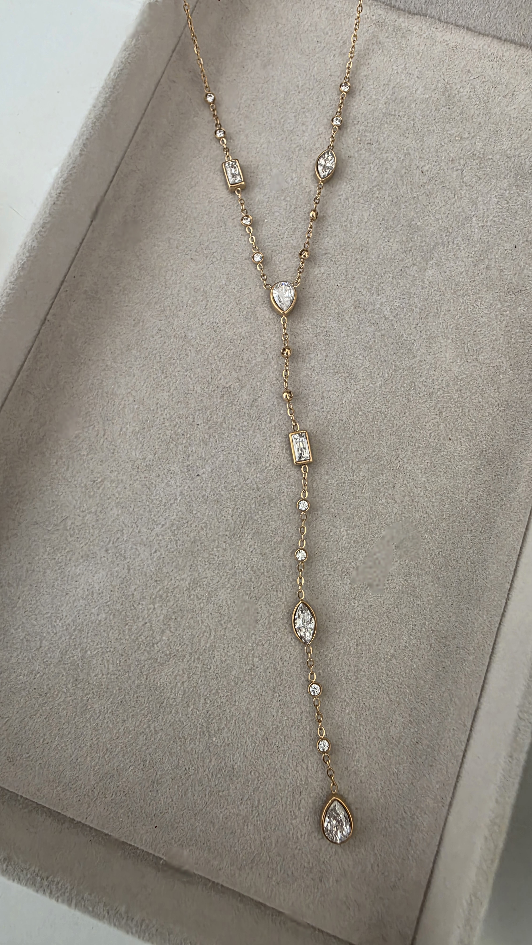 MELT NECKLACE