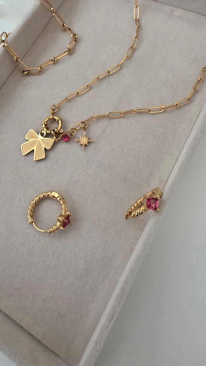 ETERNAL STAR NECKLACE 