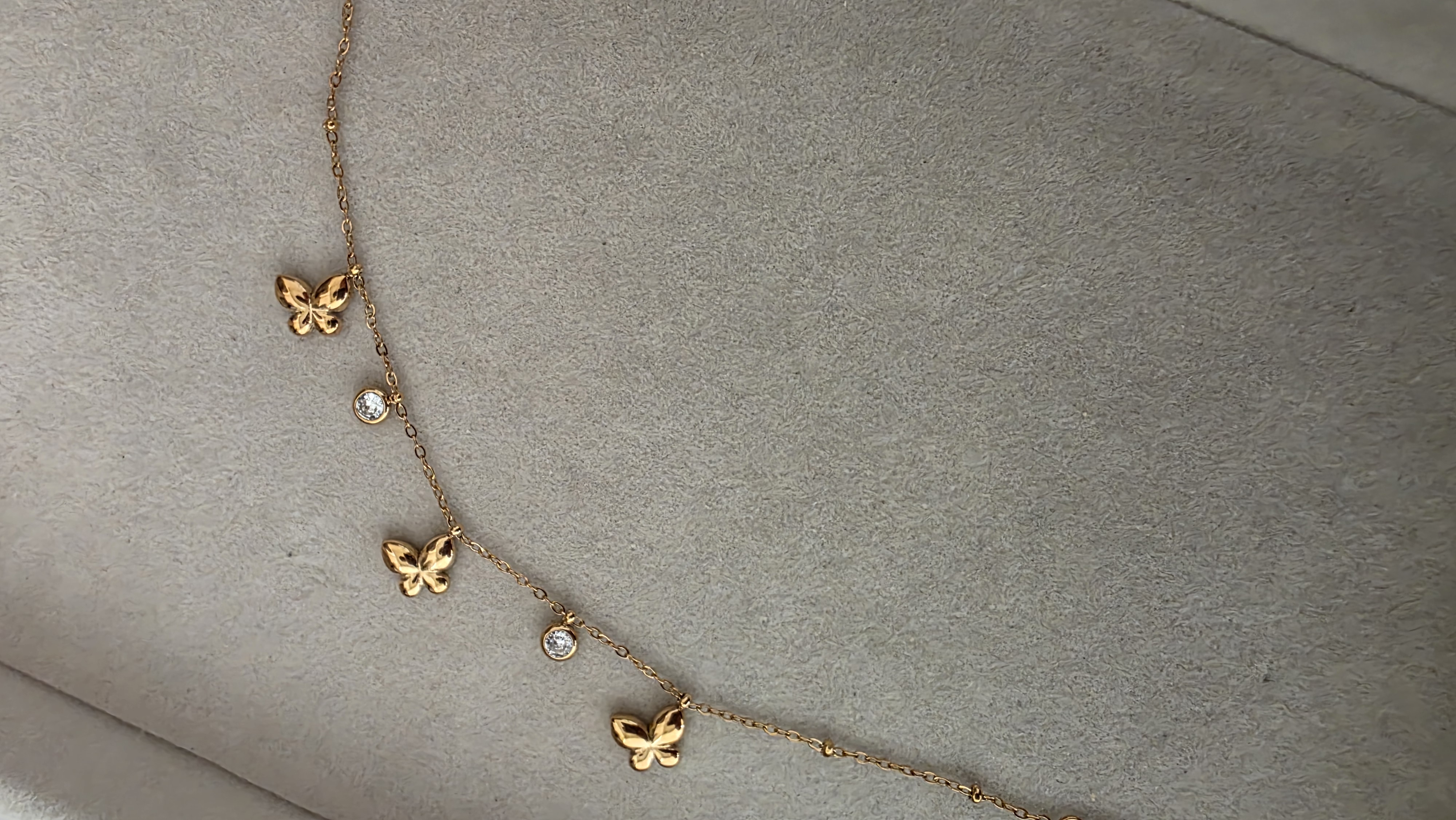 DIANTY BUTTERFLY BRACELET