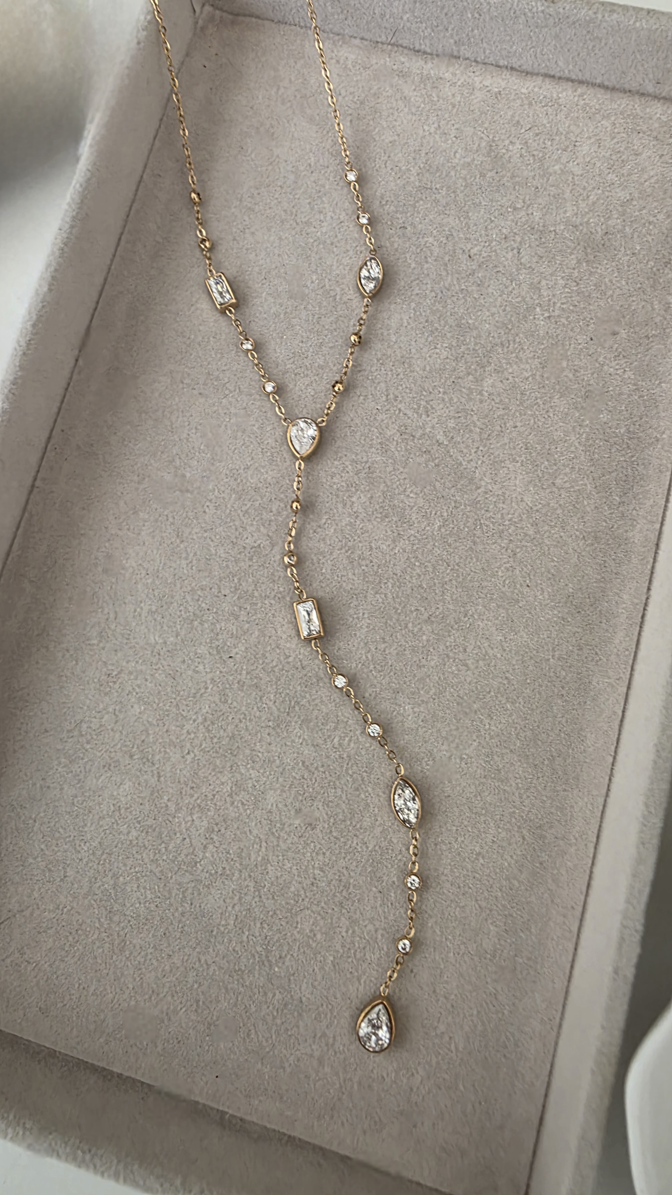 MELT NECKLACE