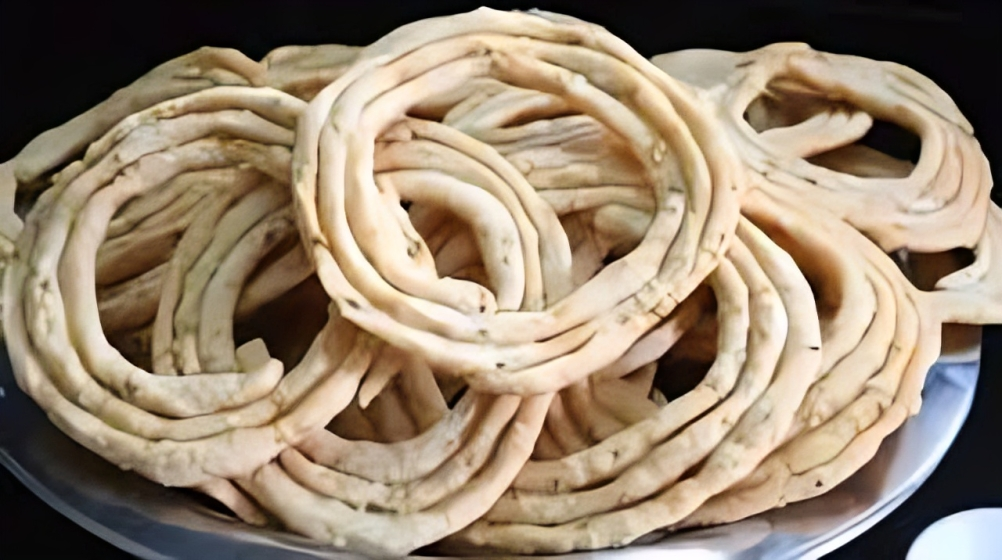 Sakinalu – Telangana's Traditional Snack, Crafted with Purity
