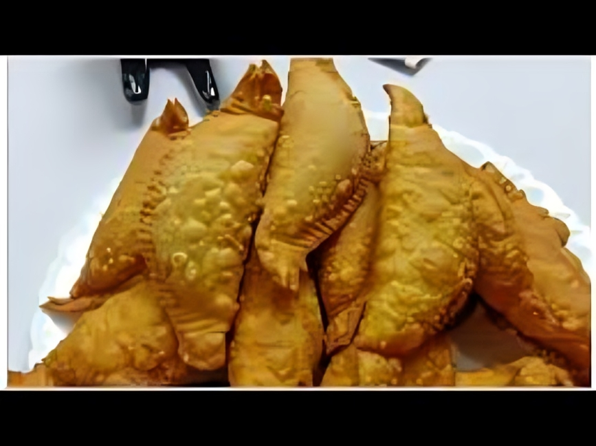 Kajjikayalu – A Sweet Crunch from Grandma’s Kitchen