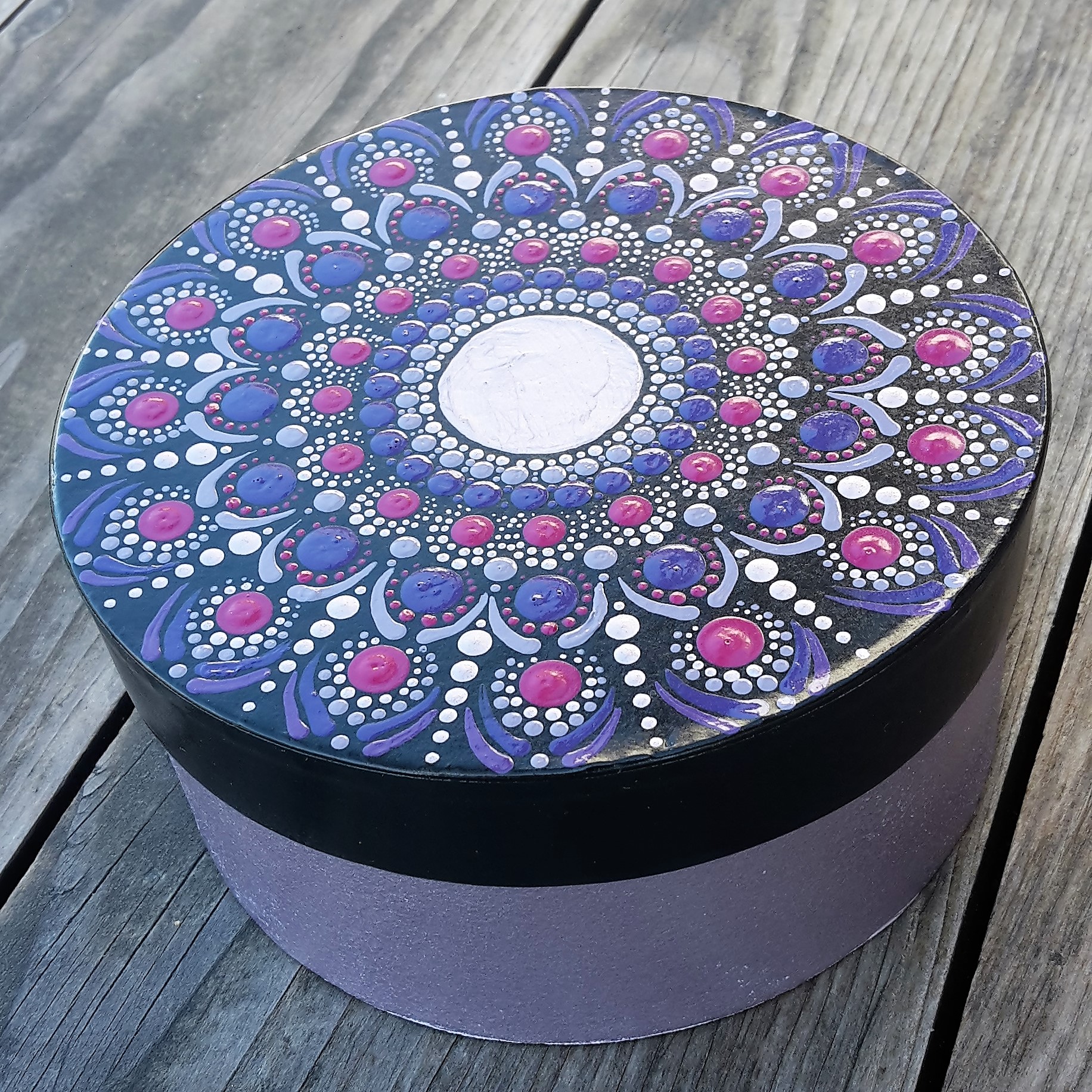Boîte "Lila" (20 cm)