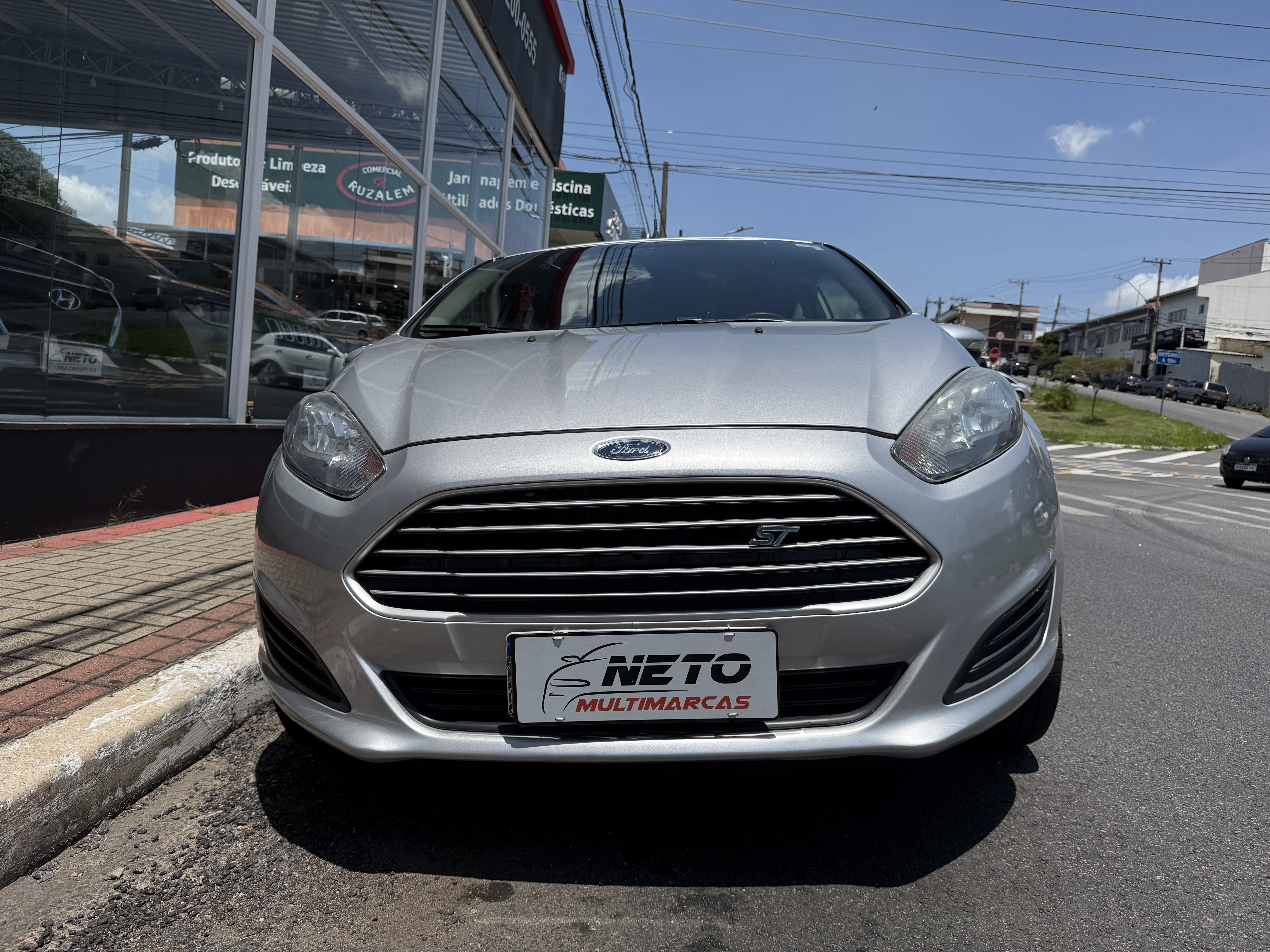 FORD - Fiesta SE Plus Direct 1.6 16V Flex Automático 2017/2017