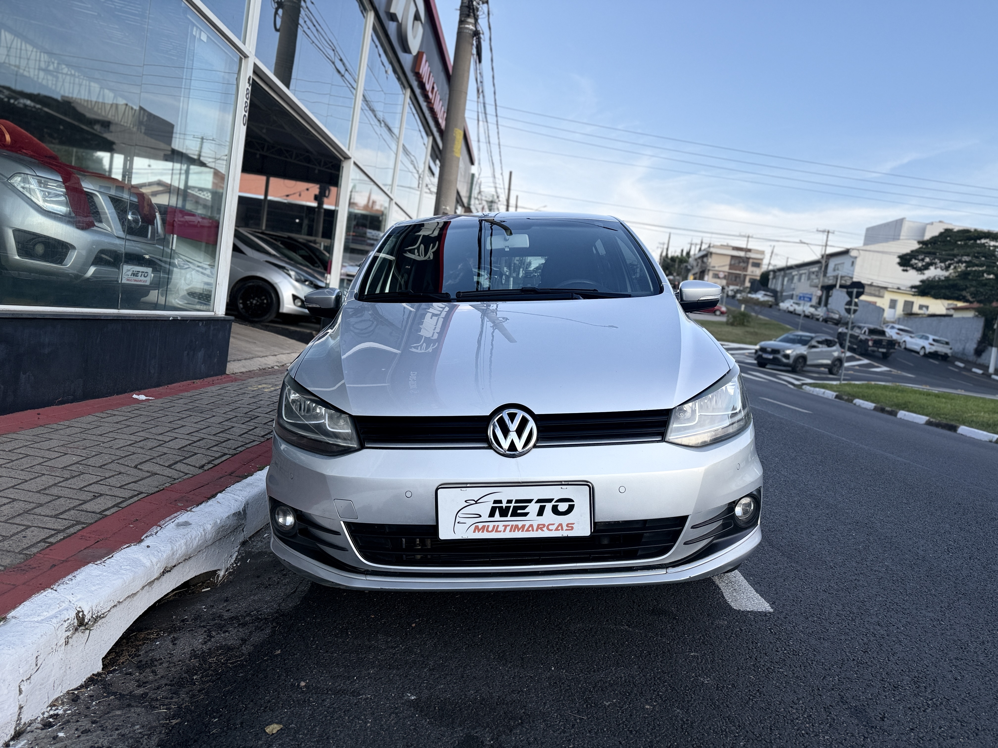 VW - Fox 1.6 Comfortline iMotion 2015/2016