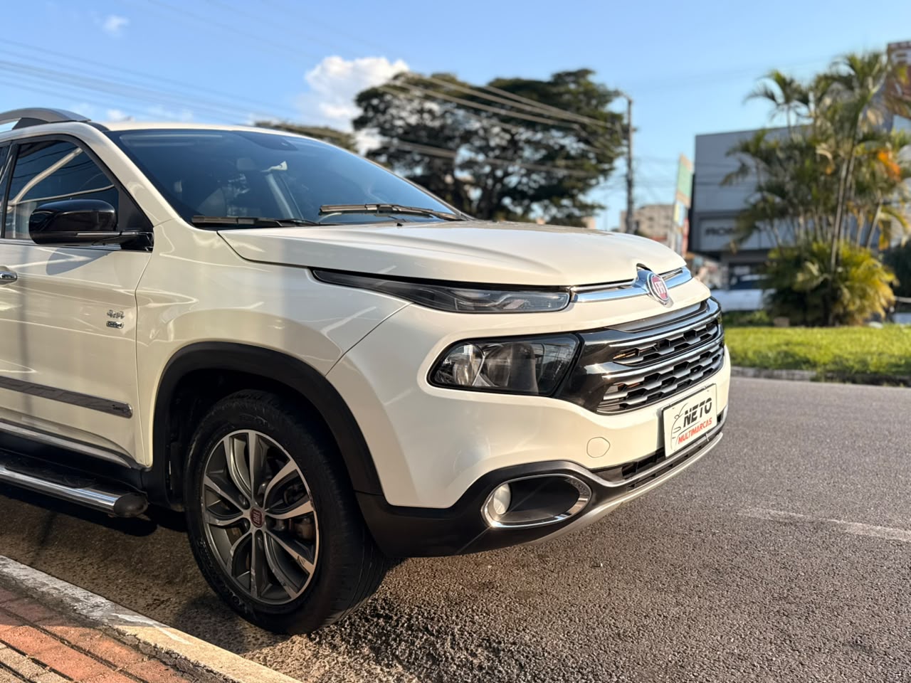 FIAT - Toro Volcano 2.0 Turbo Diesel 4x4 2019