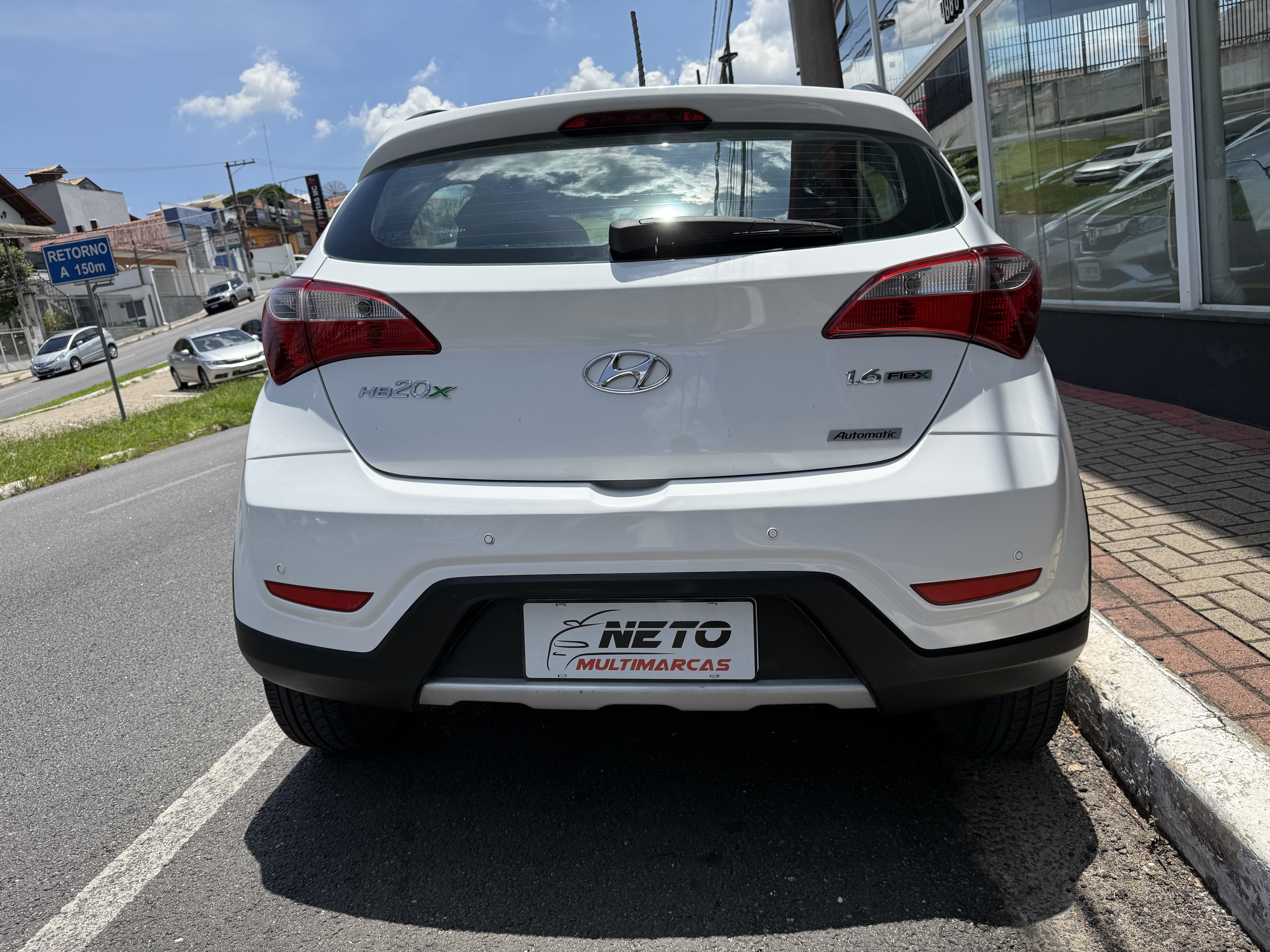 HYUNDAI - HB20X Style 1.6 Flex 16V Automático 2014/2015