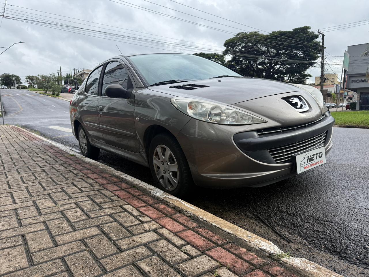 PEUG - 207 Sedan Passion XR 1.4 Flex 2010/2011