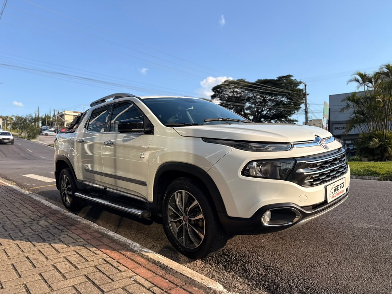 FIAT - Toro Volcano 2.0 Turbo Diesel 4x4 2019