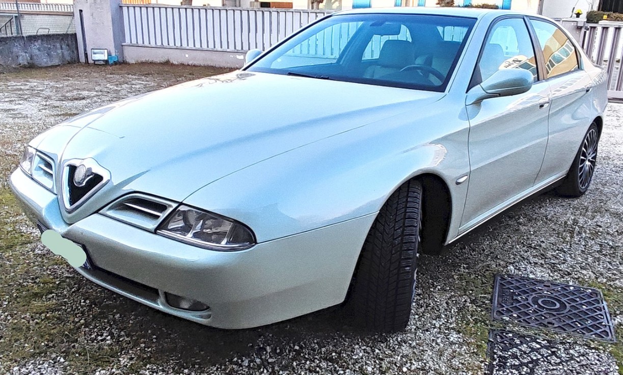 Alfa Romeo 166 2.0 Turbo V6 - 2000