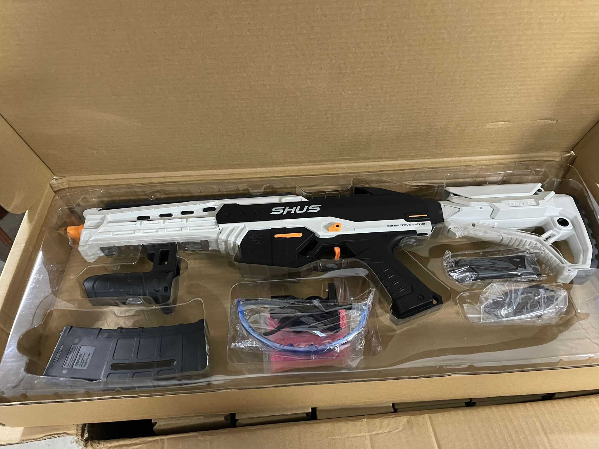 SHARK SHUS  GEL BLASTER