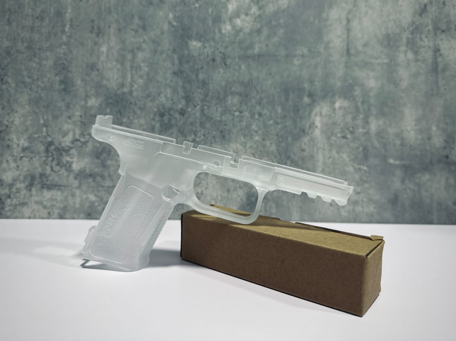 Apos transparent frame