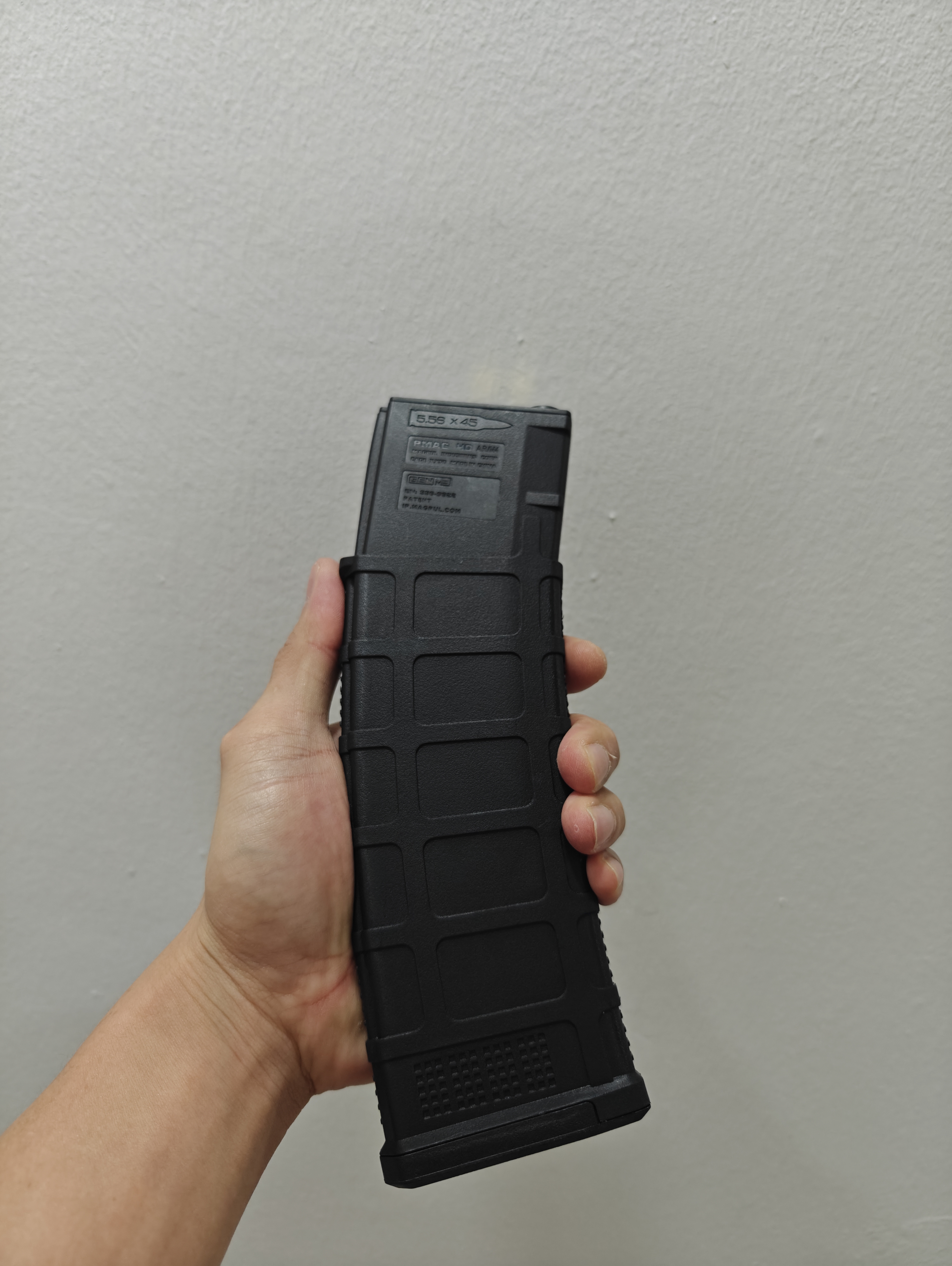 P40 motor fed magazines