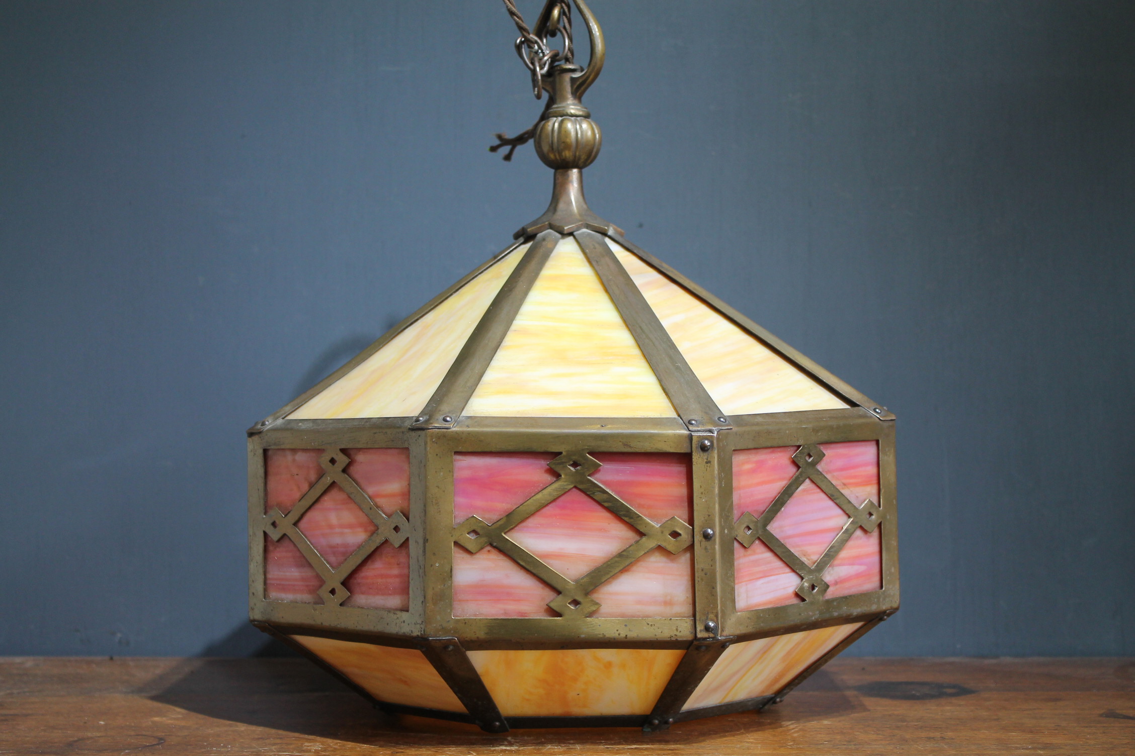 Arts and Crafts pendant light